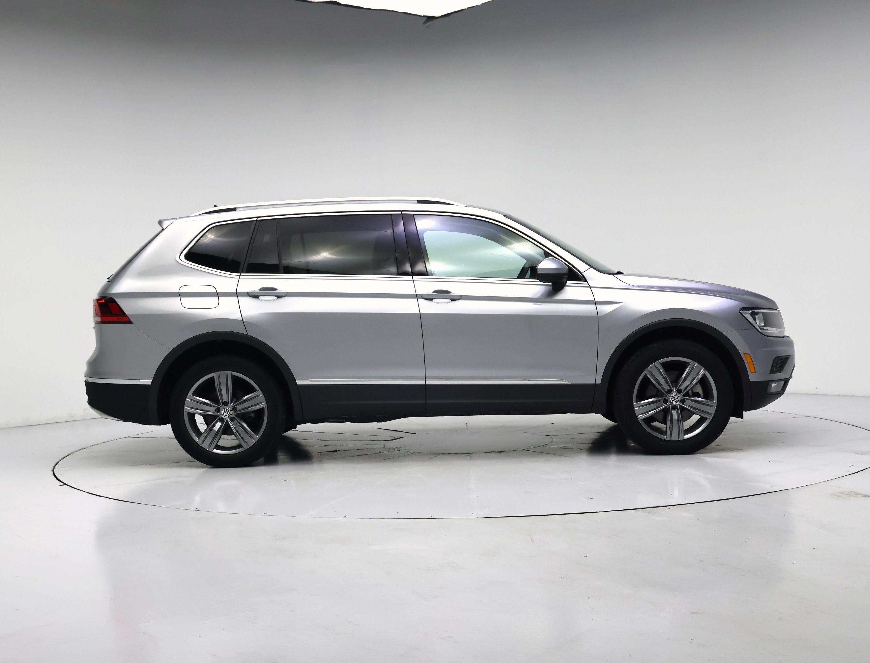Thumbnail: 2021 Volkswagen Tiguan - 7