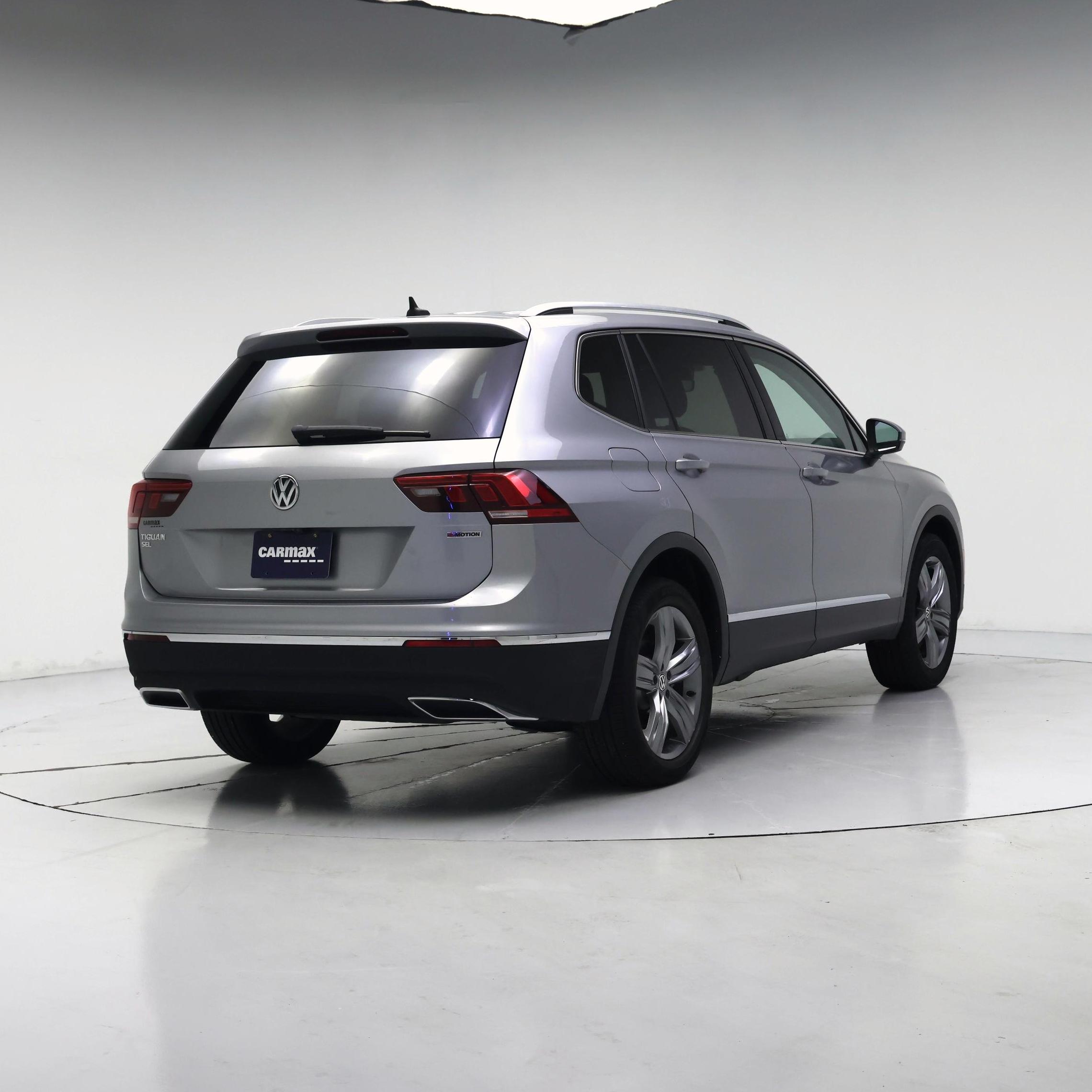 Thumbnail: 2021 Volkswagen Tiguan - 8