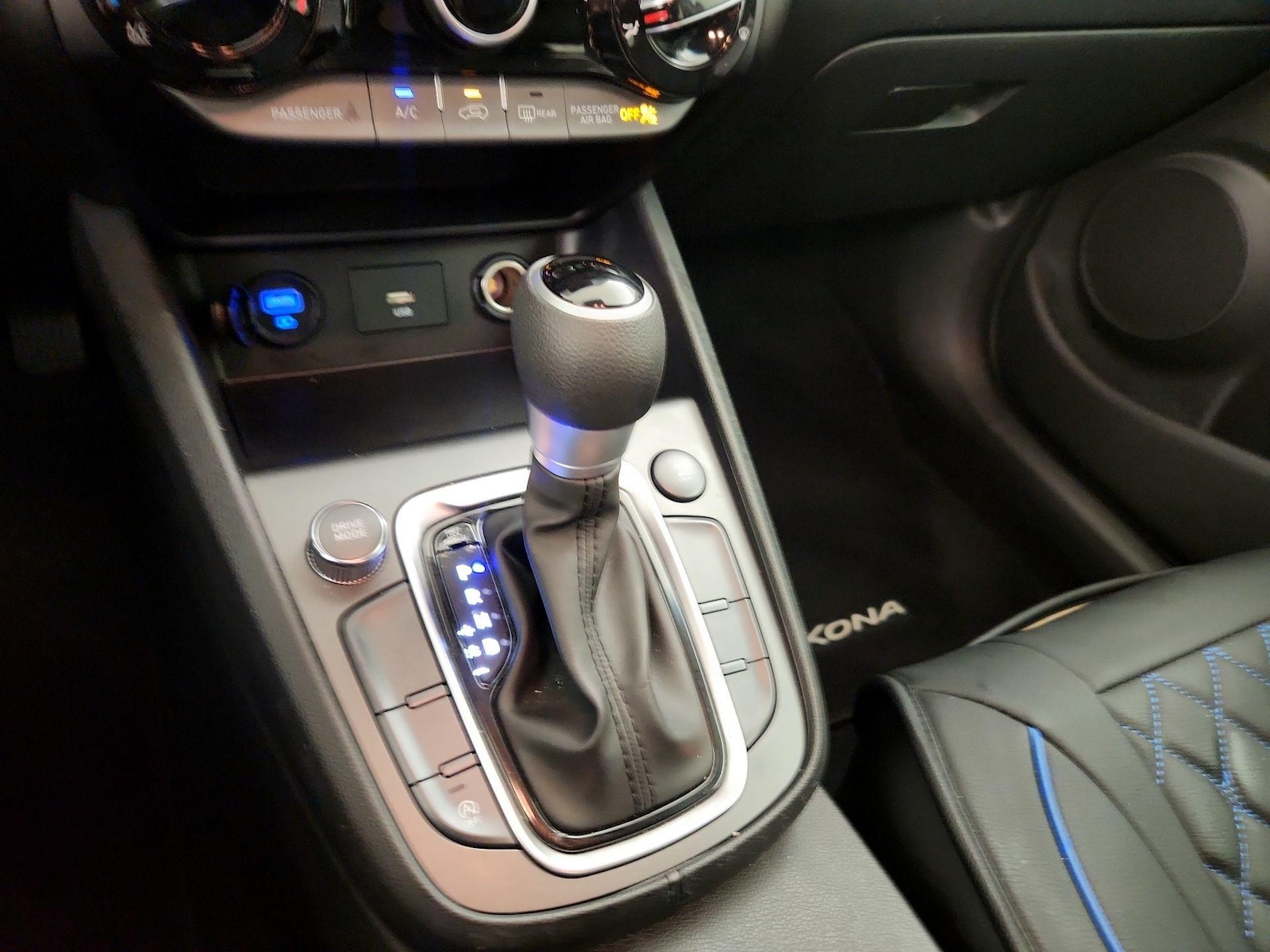 2023 Hyundai Kona SEL - Photo 18