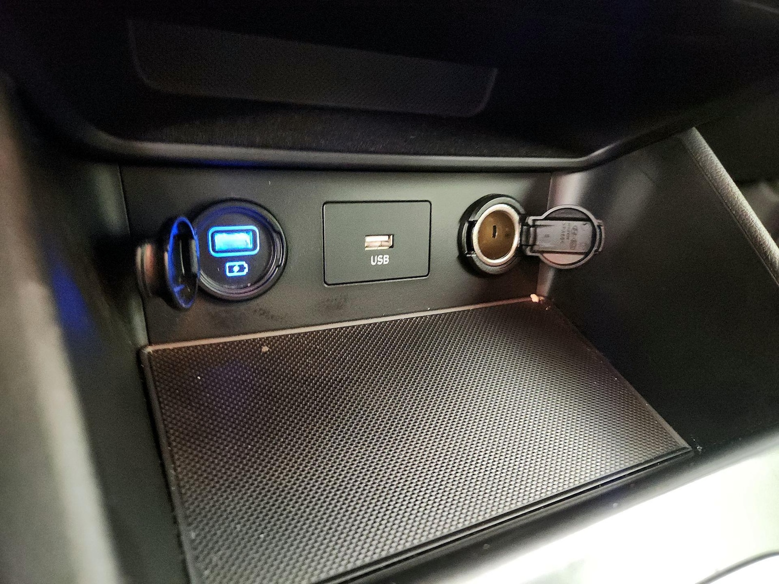 2023 Hyundai Kona SEL - Photo 19
