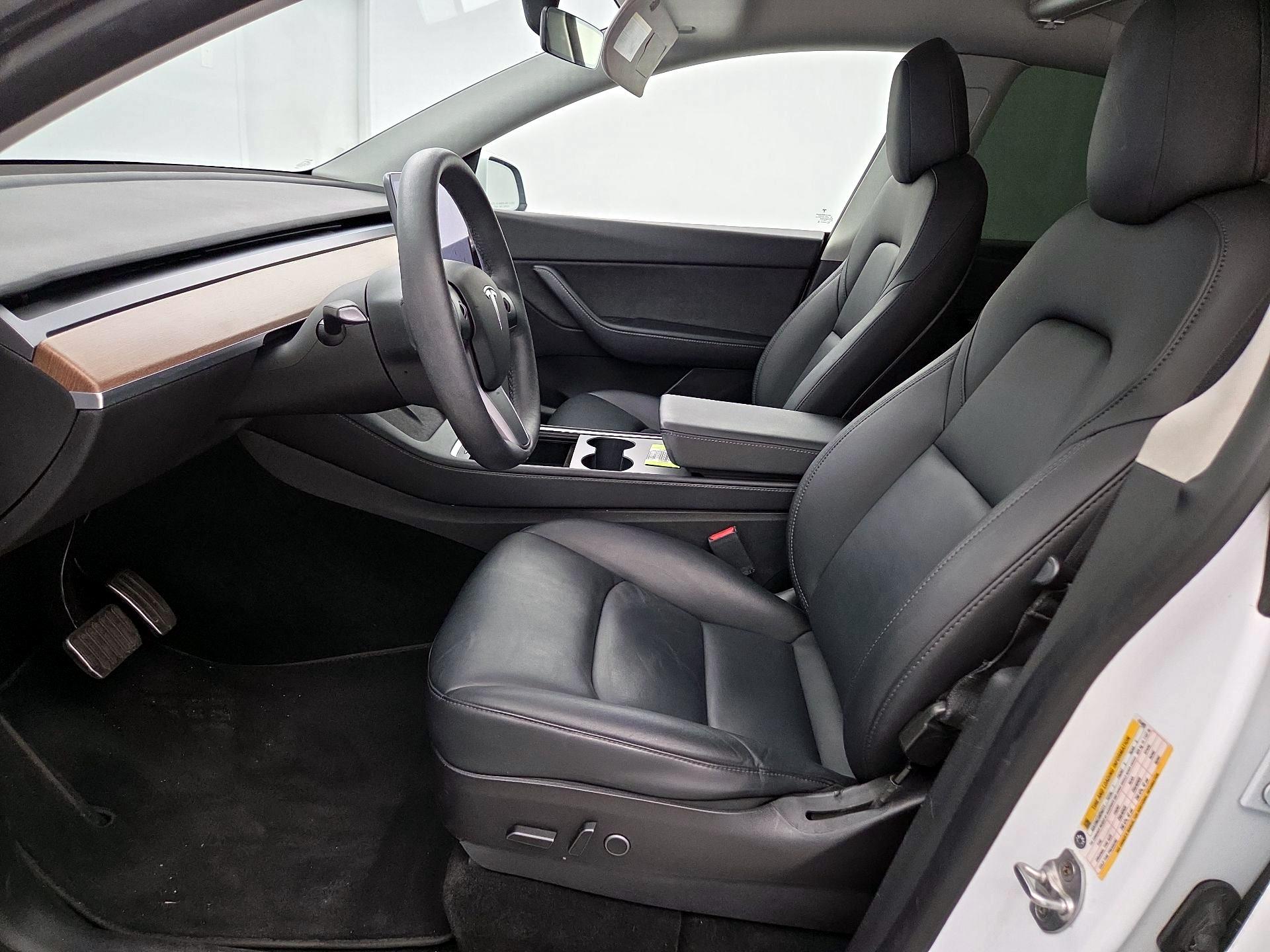Thumbnail: 2022 Tesla Model Y - 11