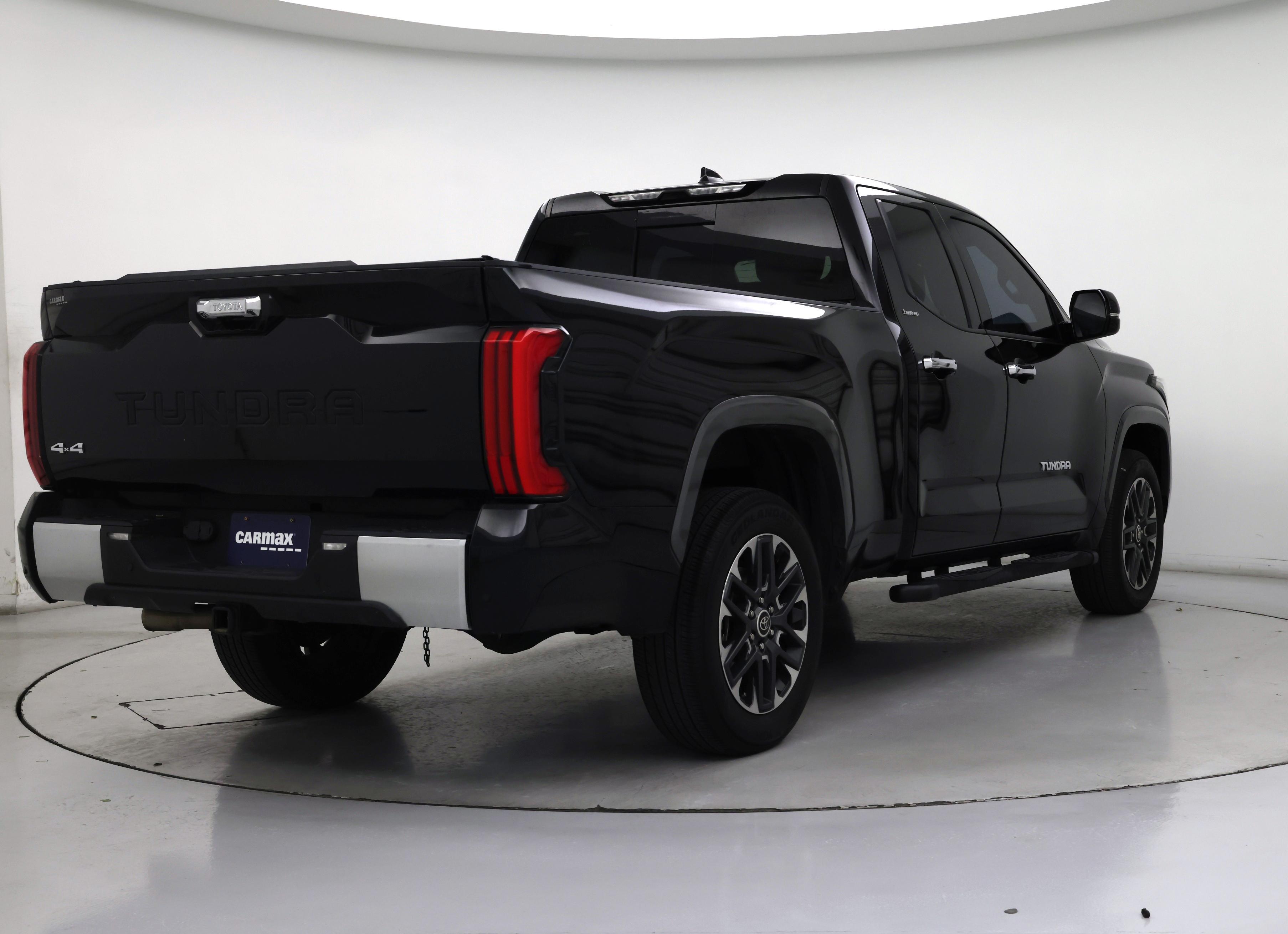 Thumbnail: 2022 Toyota Tundra - 8
