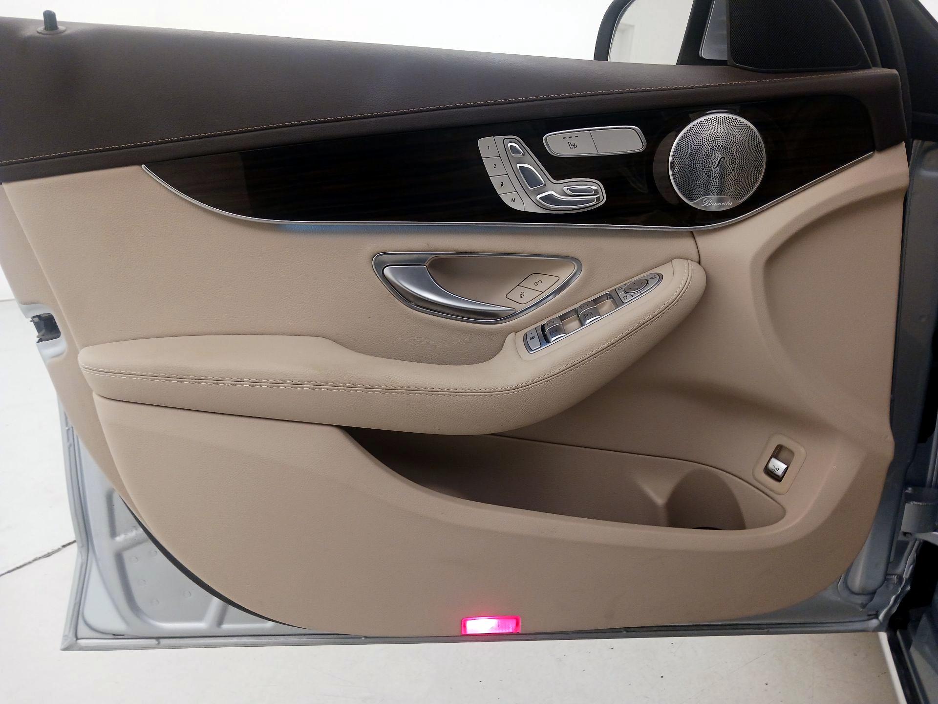 Thumbnail: 2017 Mercedes-Benz C-Class - 12