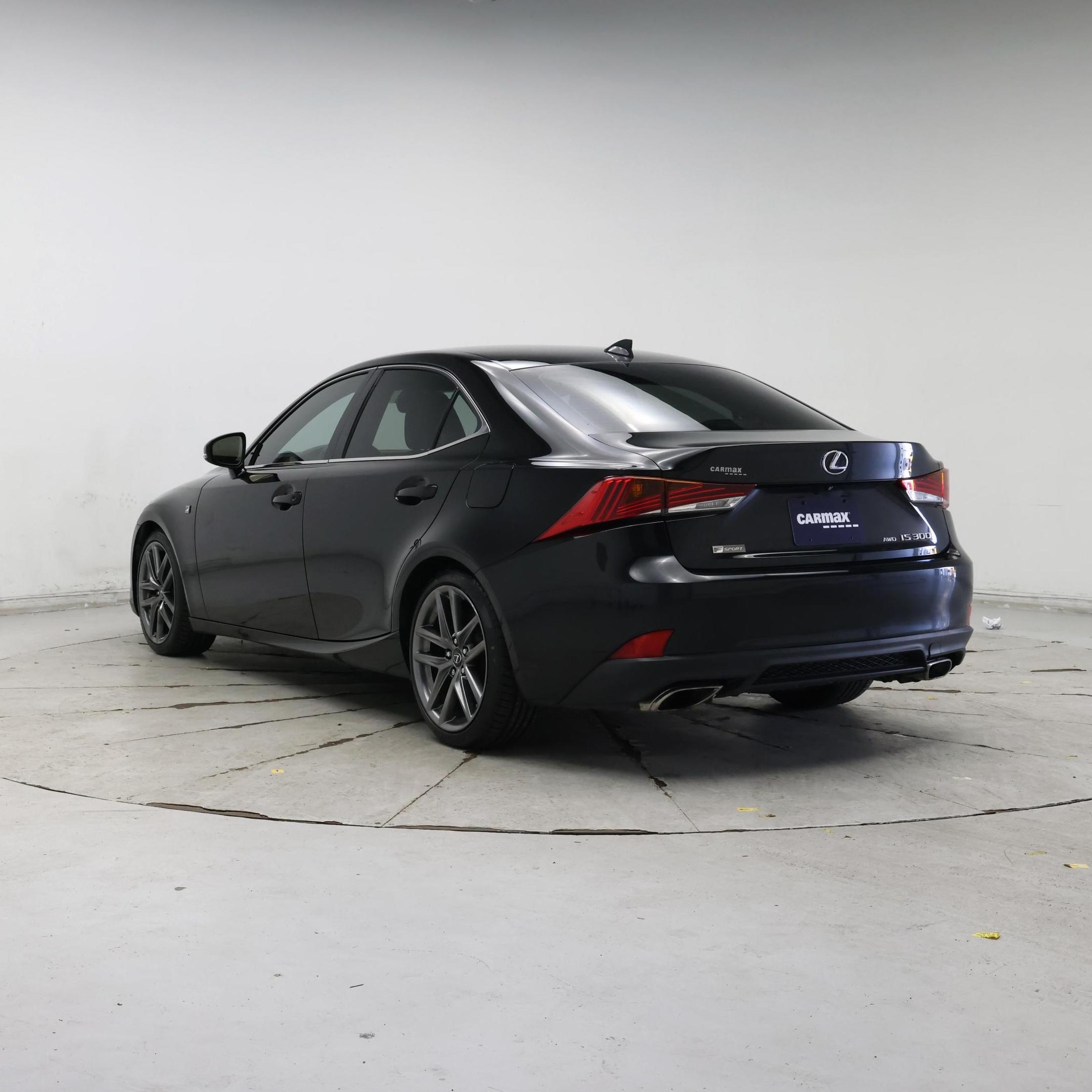 Thumbnail: 2018 Lexus IS - 2
