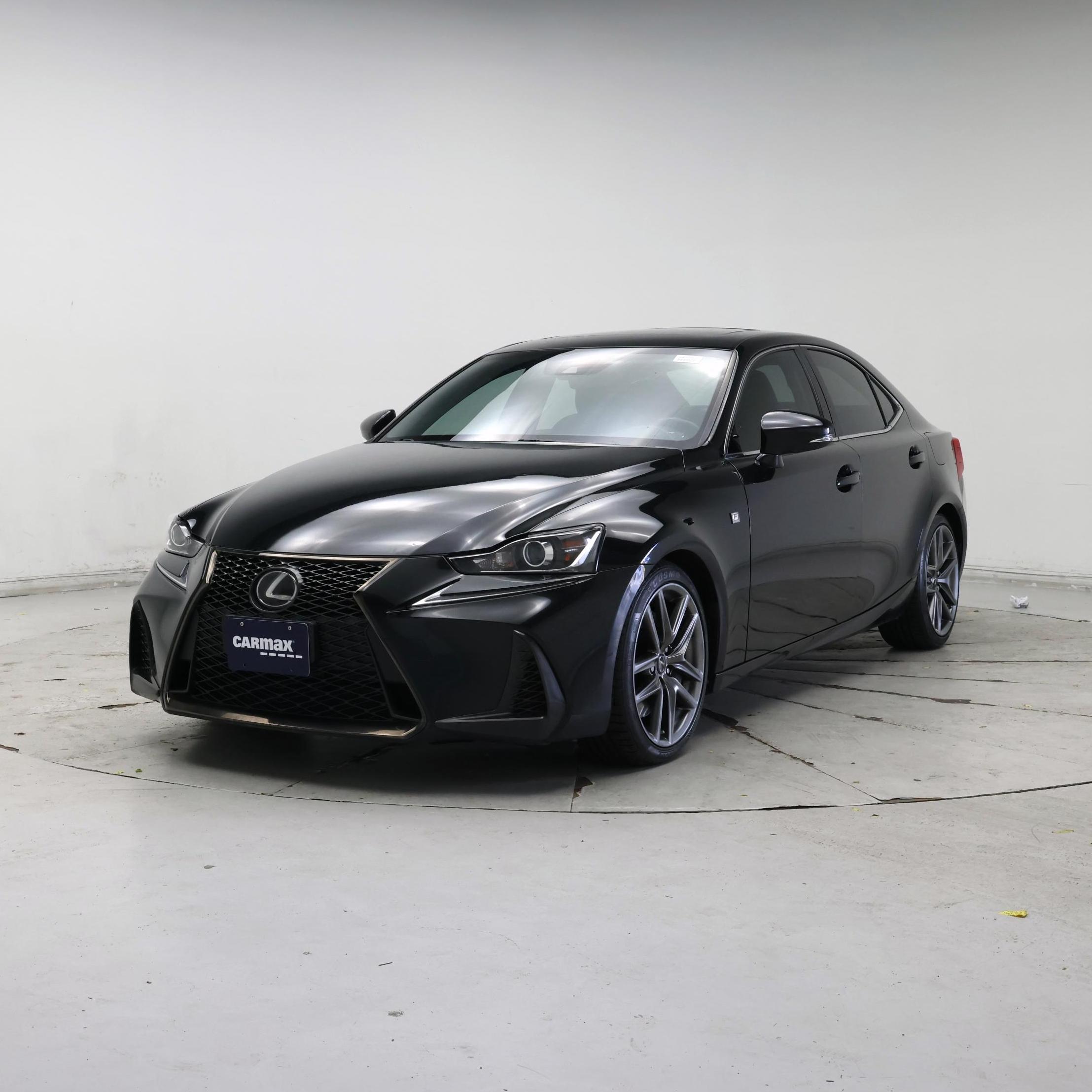 Thumbnail: 2018 Lexus IS - 4