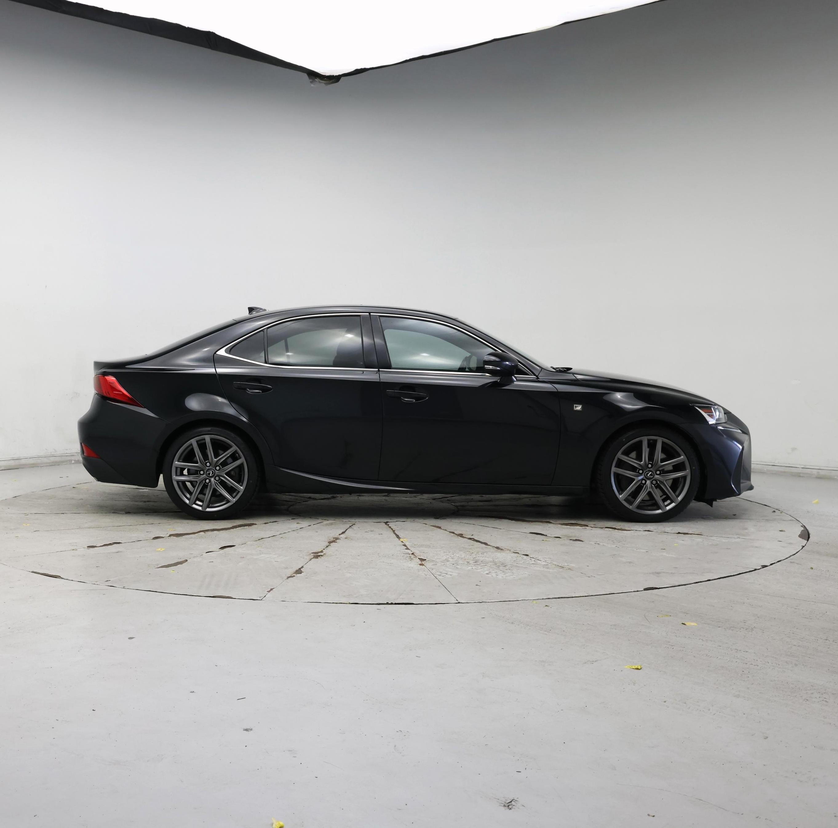 Thumbnail: 2018 Lexus IS - 7