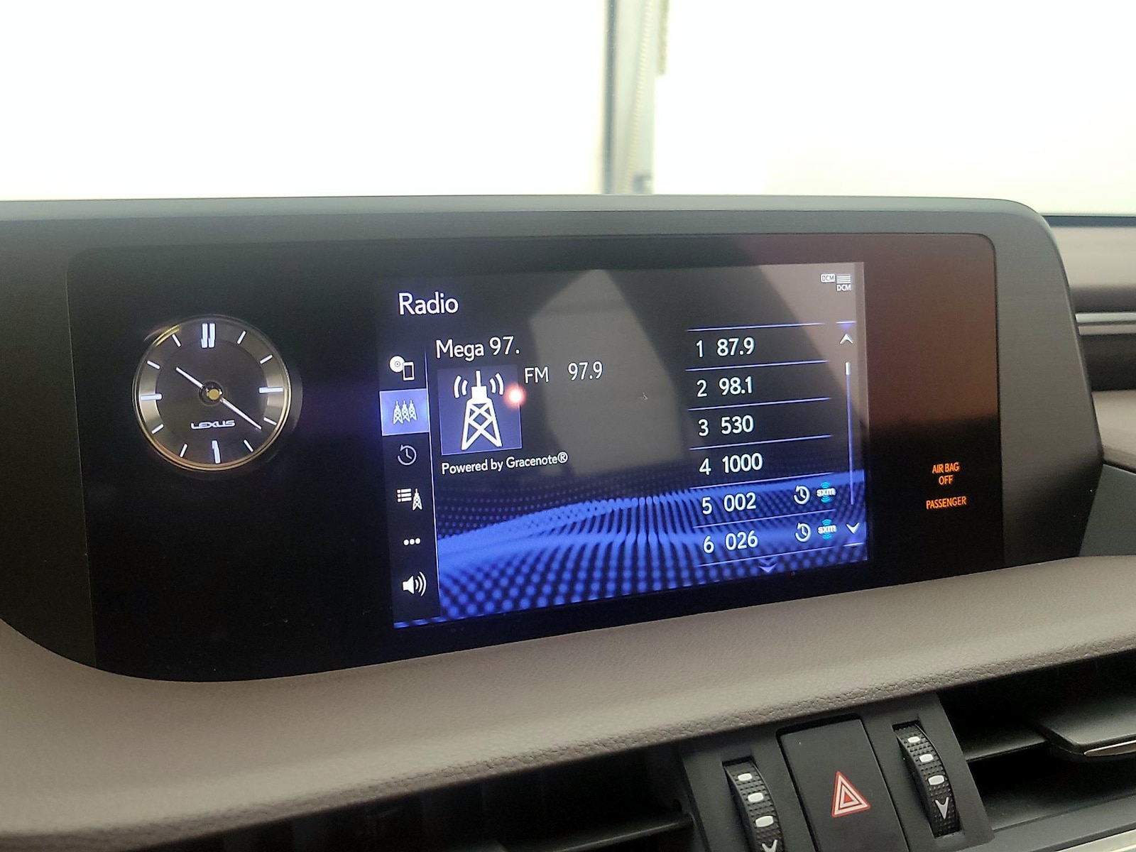 2020 Lexus ES 350 - Photo 15