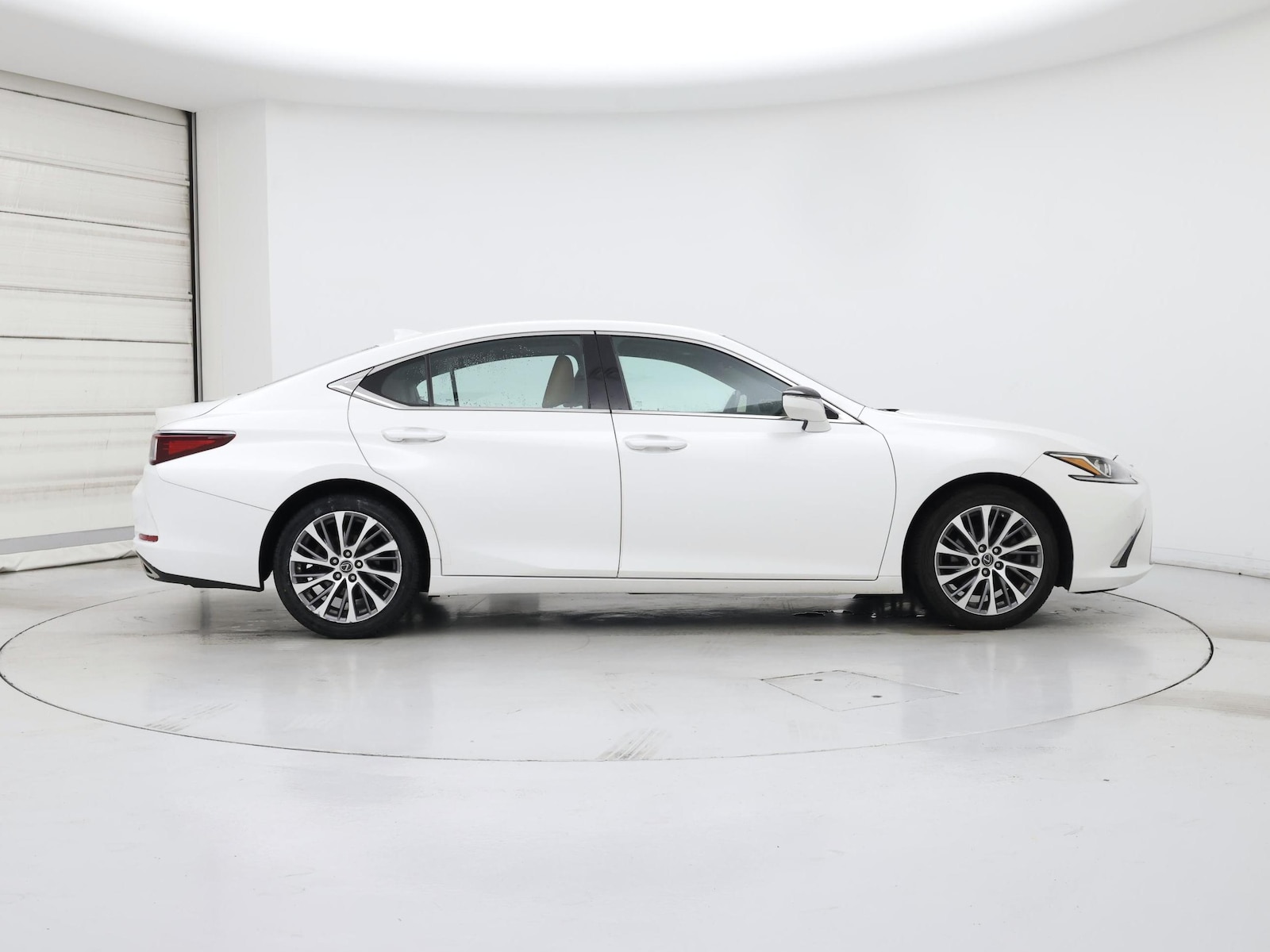 2020 Lexus ES 350 - Photo 8