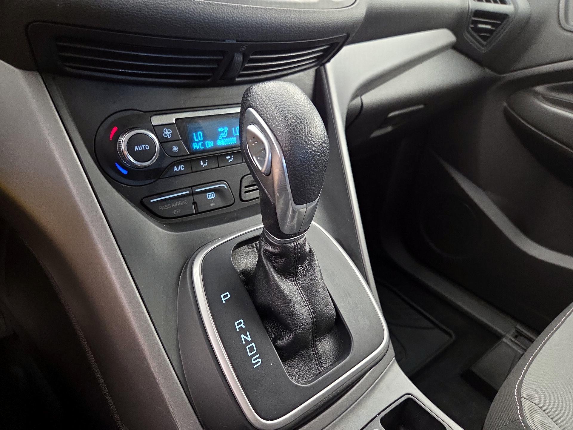 Thumbnail: 2014 Ford Escape - 16