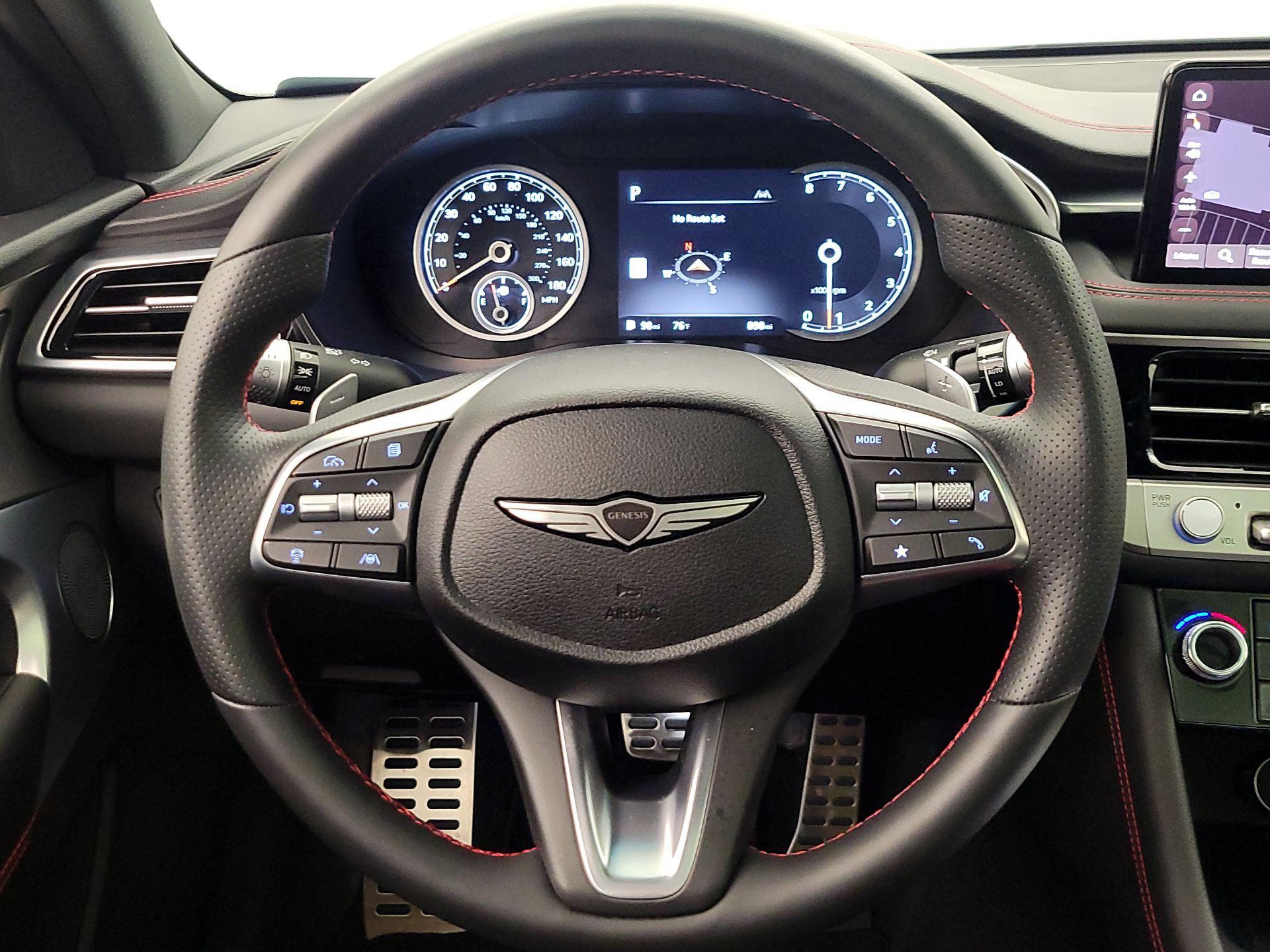 Thumbnail: 2024 Genesis G70 - 10
