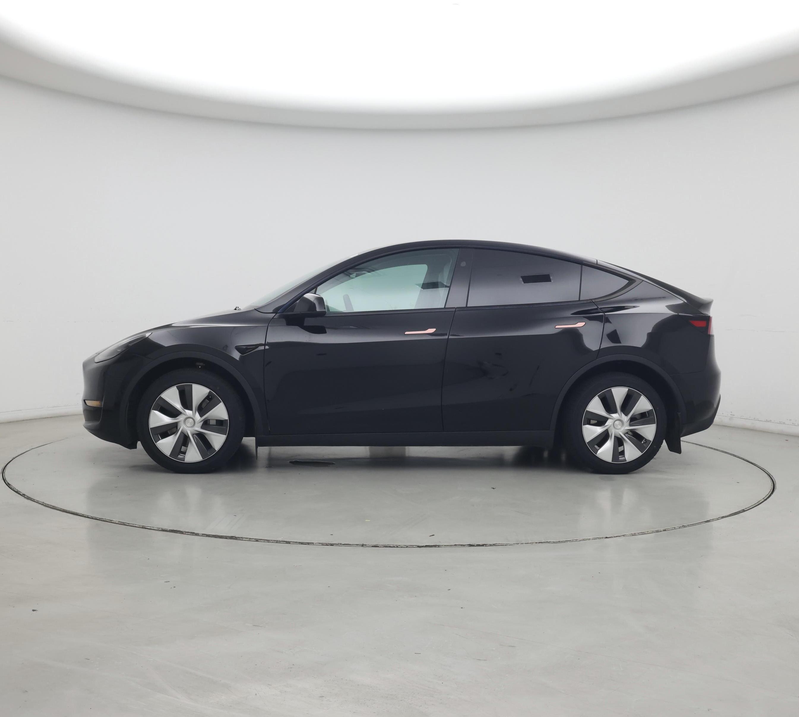 Thumbnail: 2023 Tesla Model Y - 3