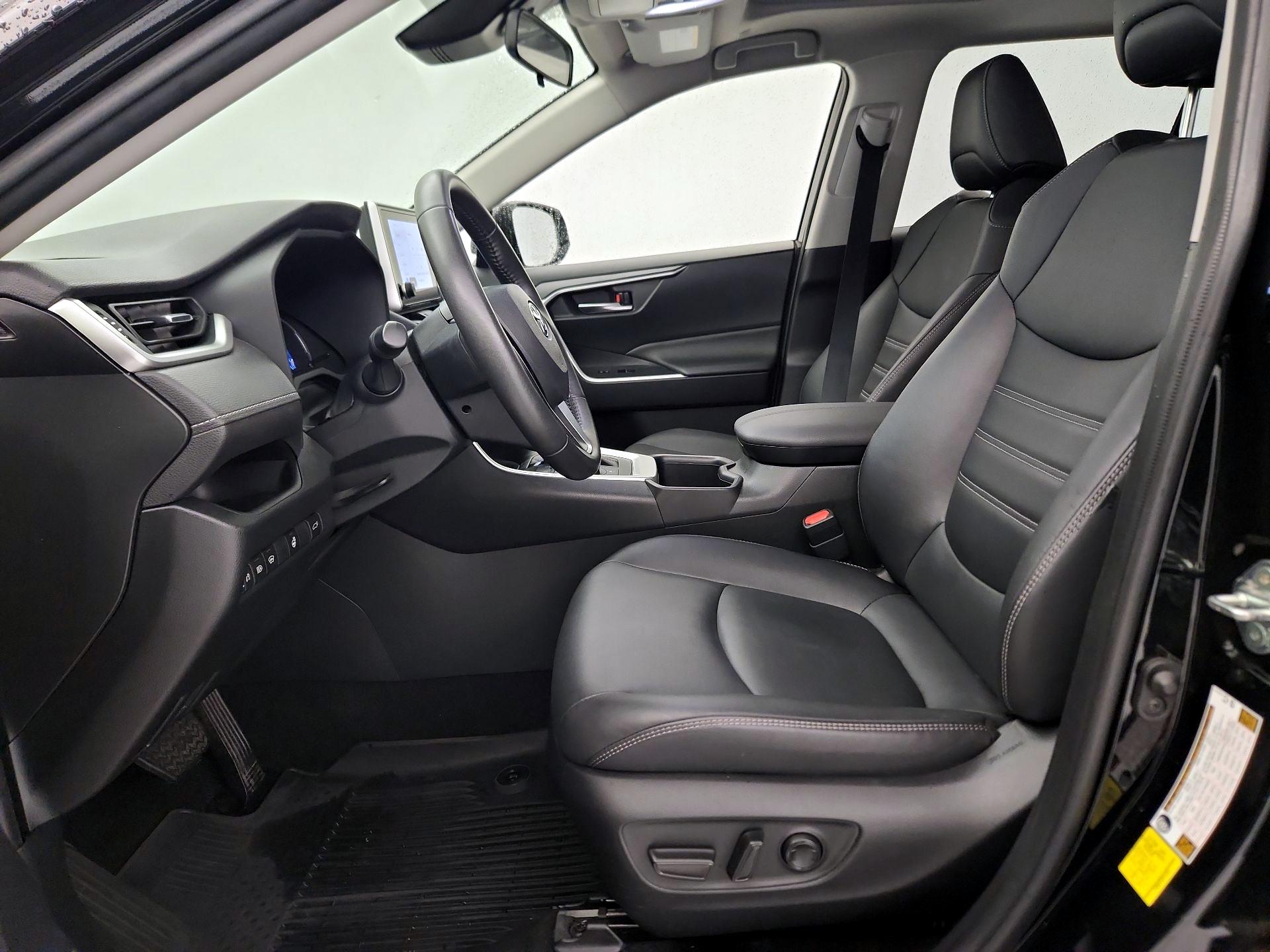 Thumbnail: 2023 Toyota RAV4 - 11