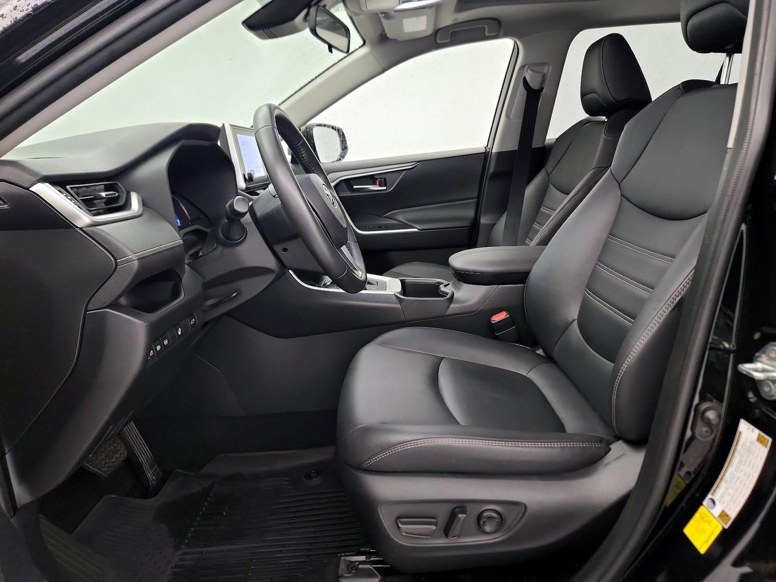 2023 Toyota RAV4 XLE Premium - Photo 12