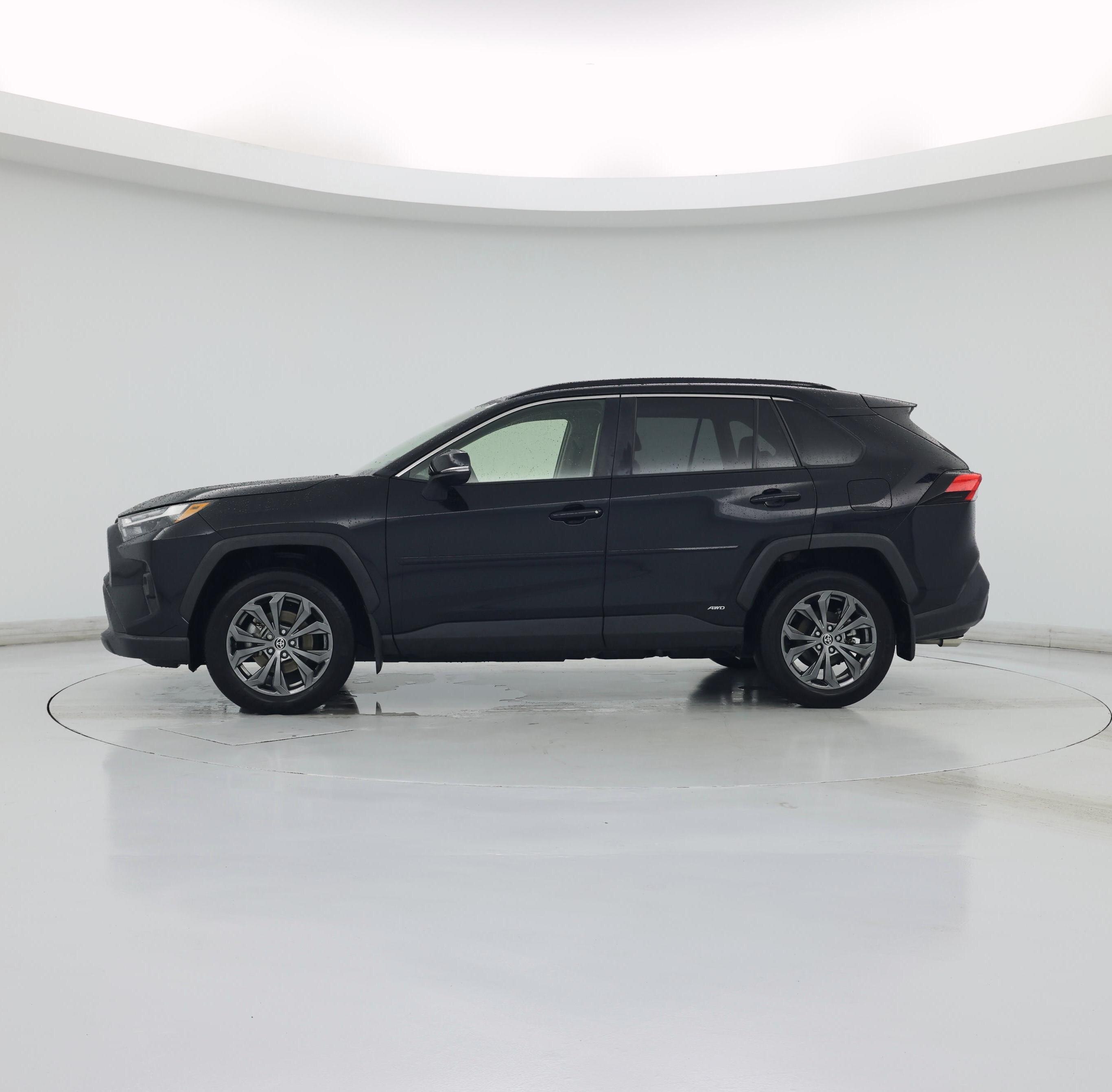 Thumbnail: 2023 Toyota RAV4 - 3