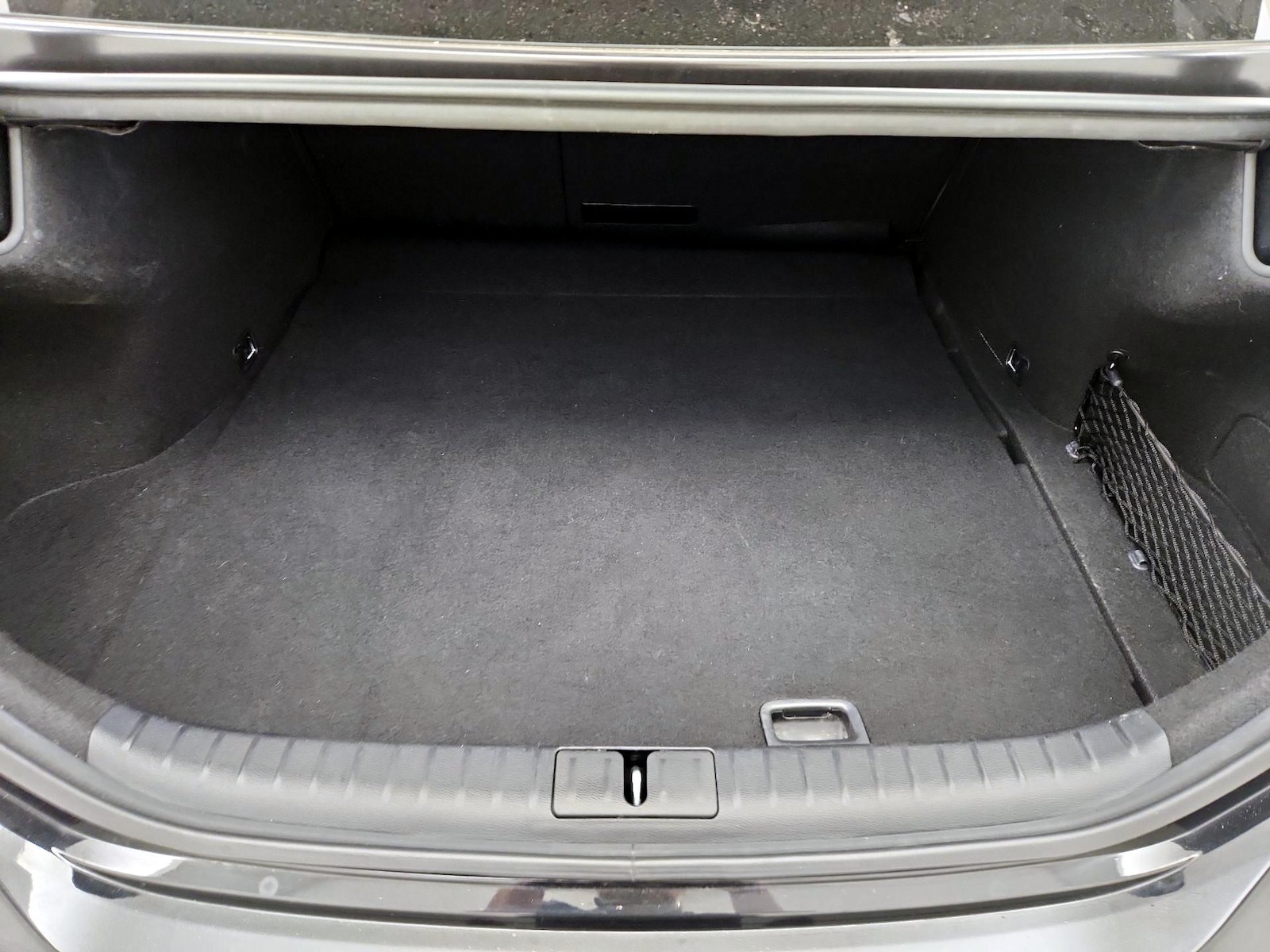 2023 GENESIS G70 Standard - Photo 23