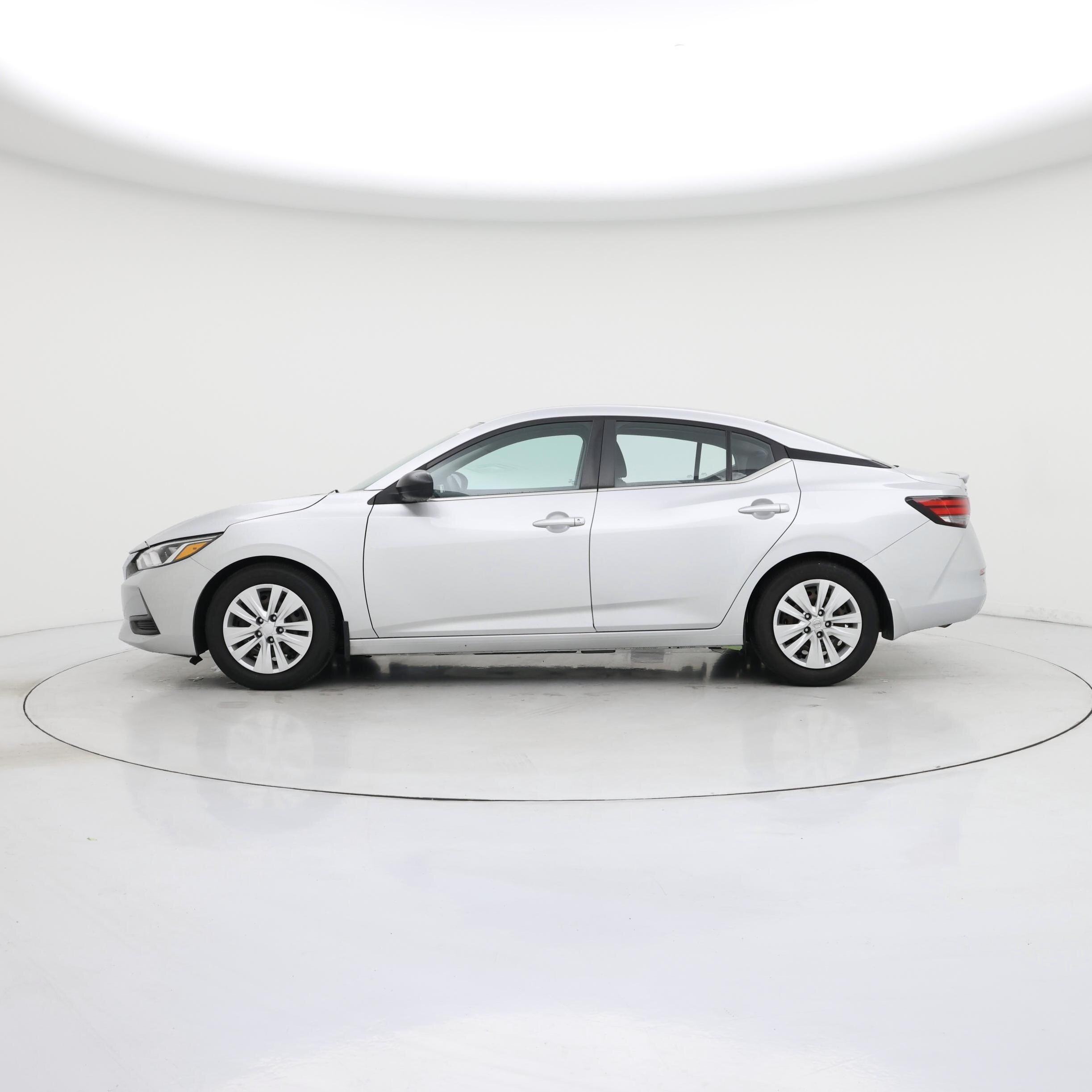 Thumbnail: 2021 Nissan Sentra - 3