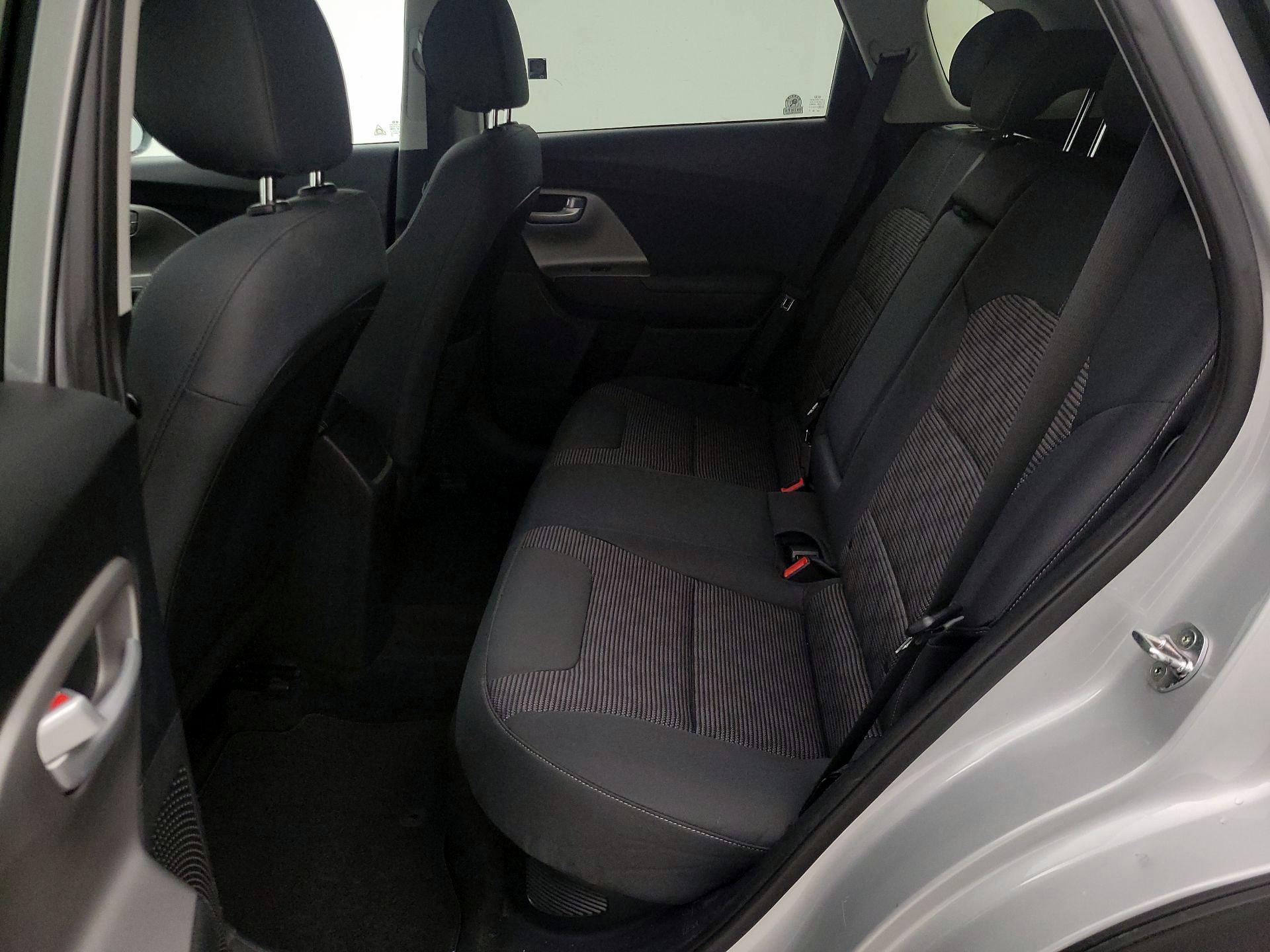 Thumbnail: 2019 Kia Niro - 19