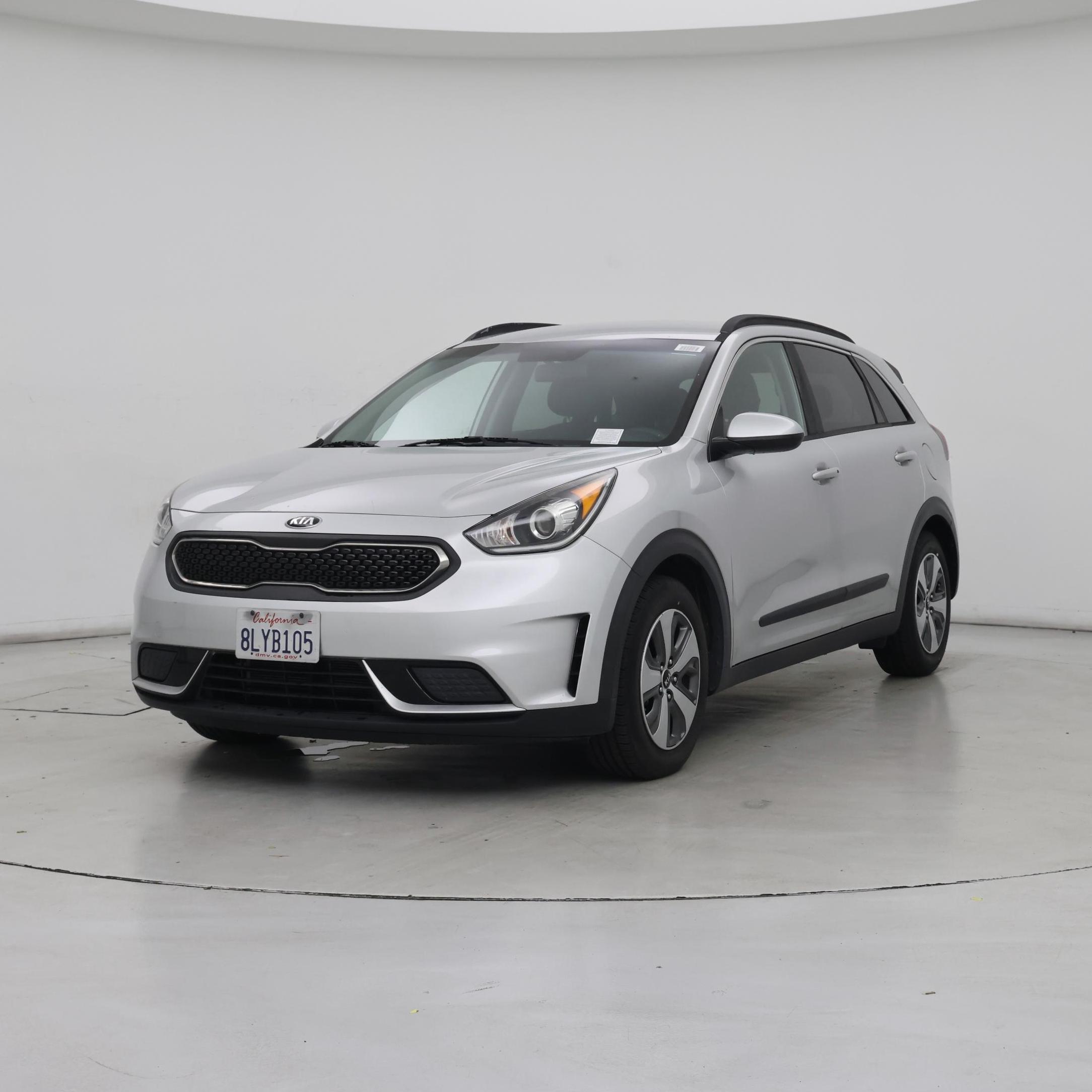 Thumbnail: 2019 Kia Niro - 4