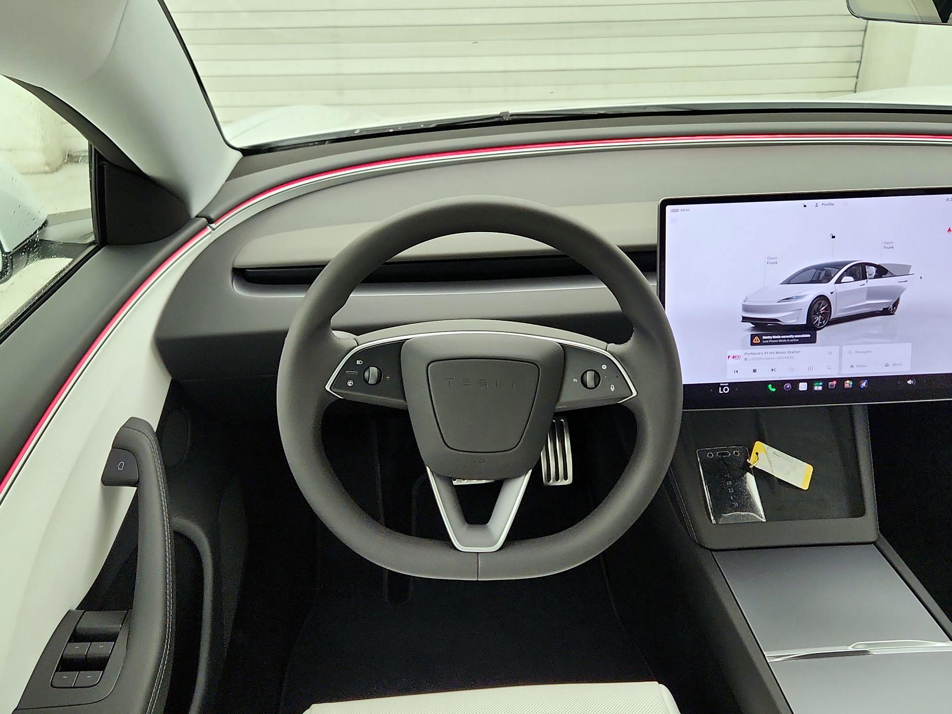 Thumbnail: 2025 Tesla Model 3 - 10
