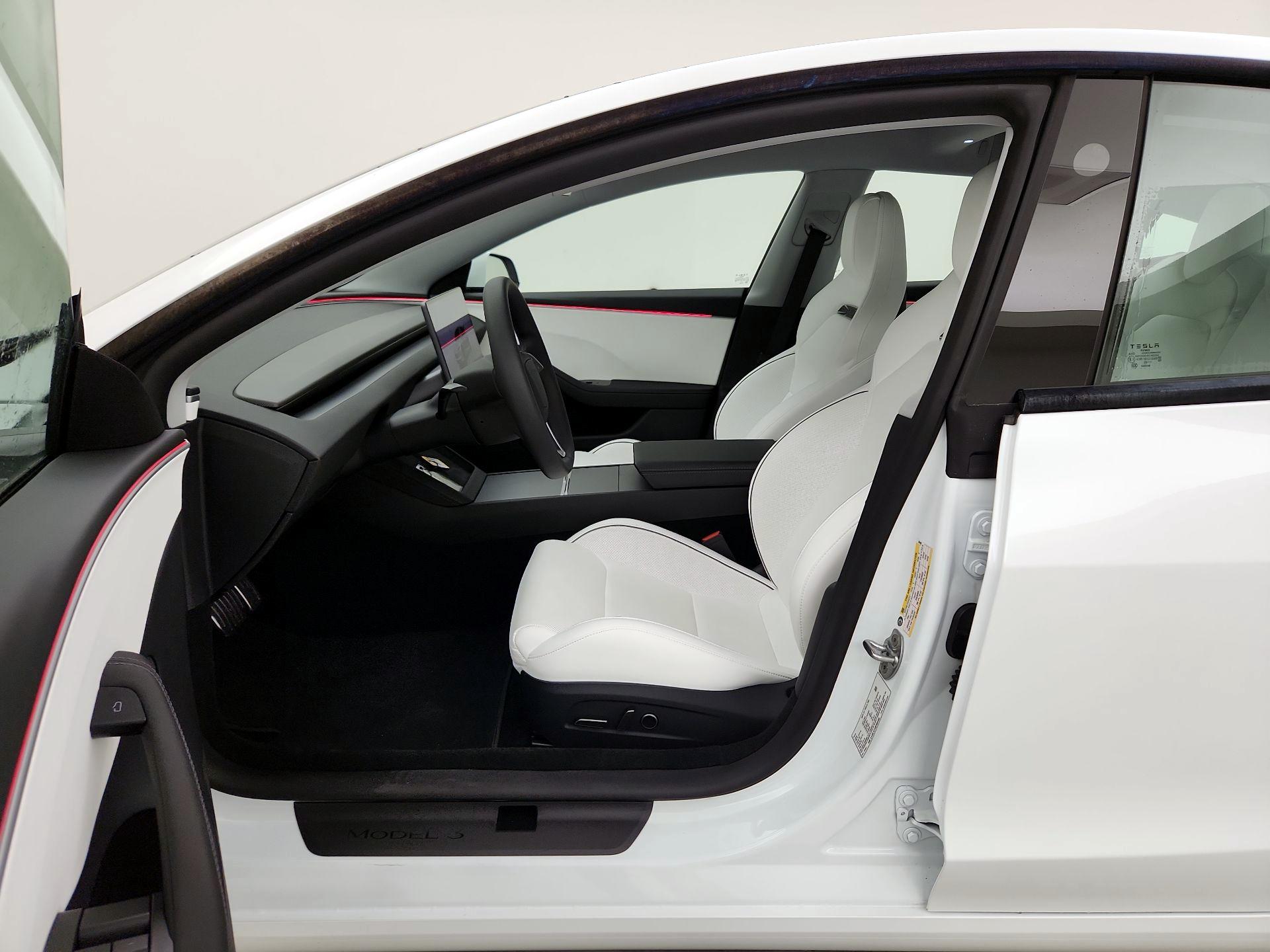Thumbnail: 2025 Tesla Model 3 - 11