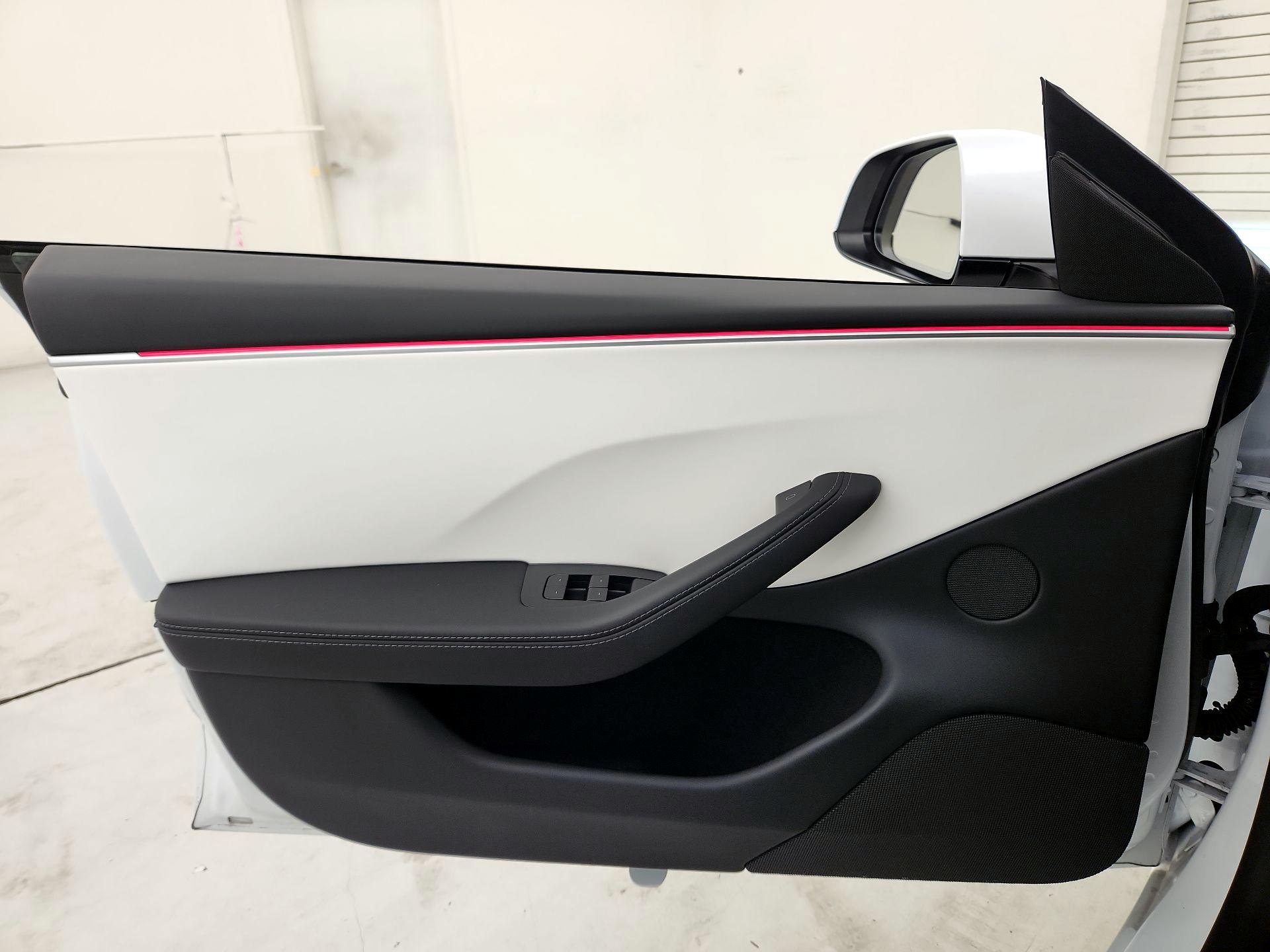 Thumbnail: 2025 Tesla Model 3 - 12