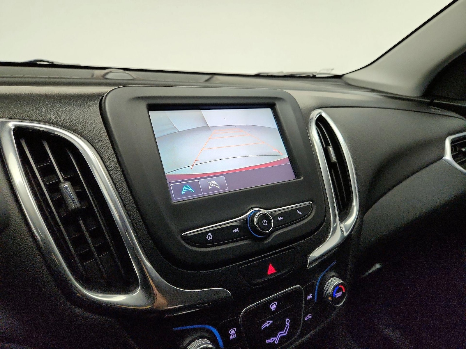 2018 Chevrolet Equinox LT - Photo 15