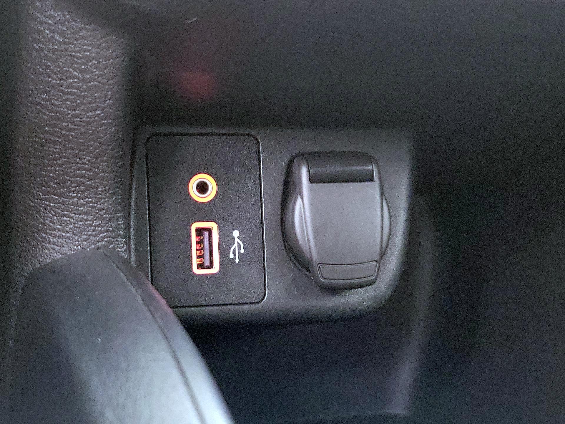 Thumbnail: 2021 Nissan Versa - 18