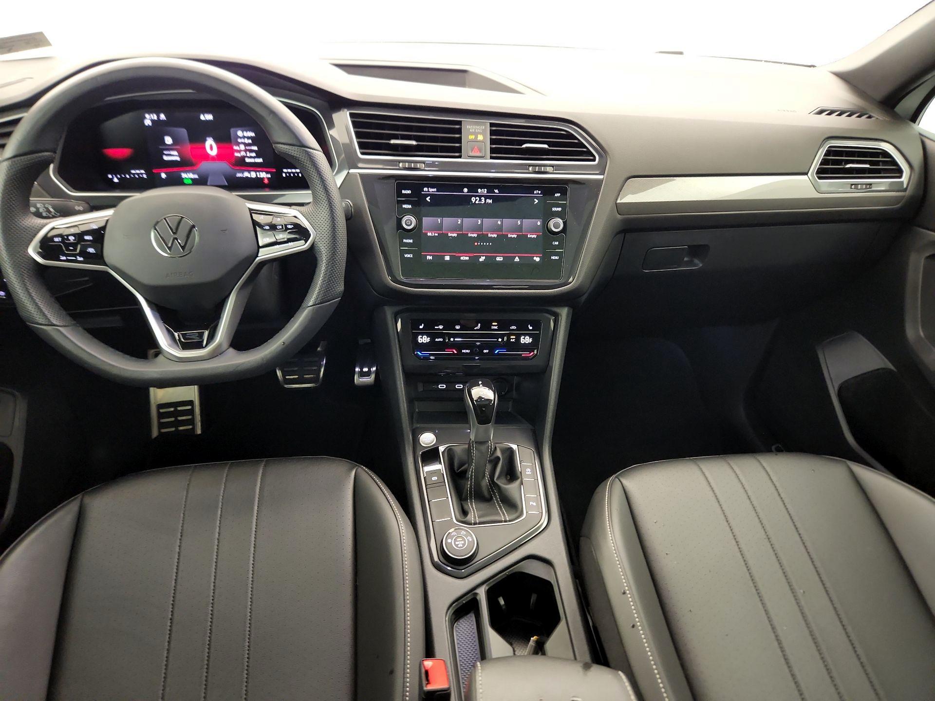 Thumbnail: 2024 Volkswagen Tiguan - 9