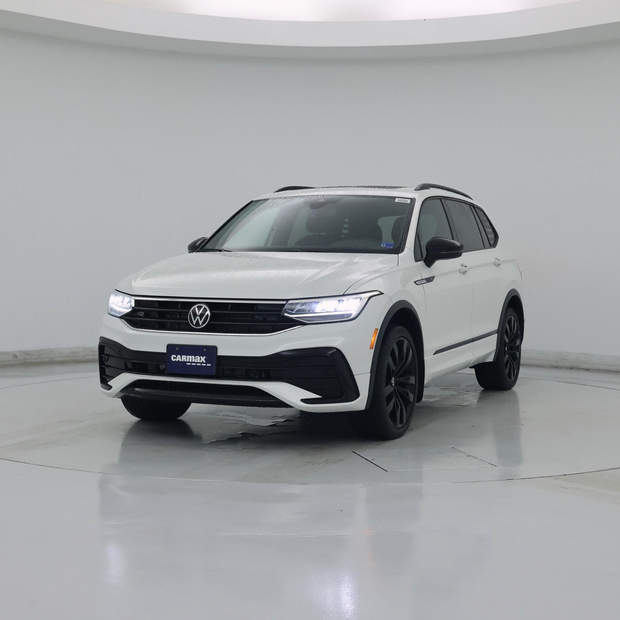 Thumbnail: 2024 Volkswagen Tiguan - 4