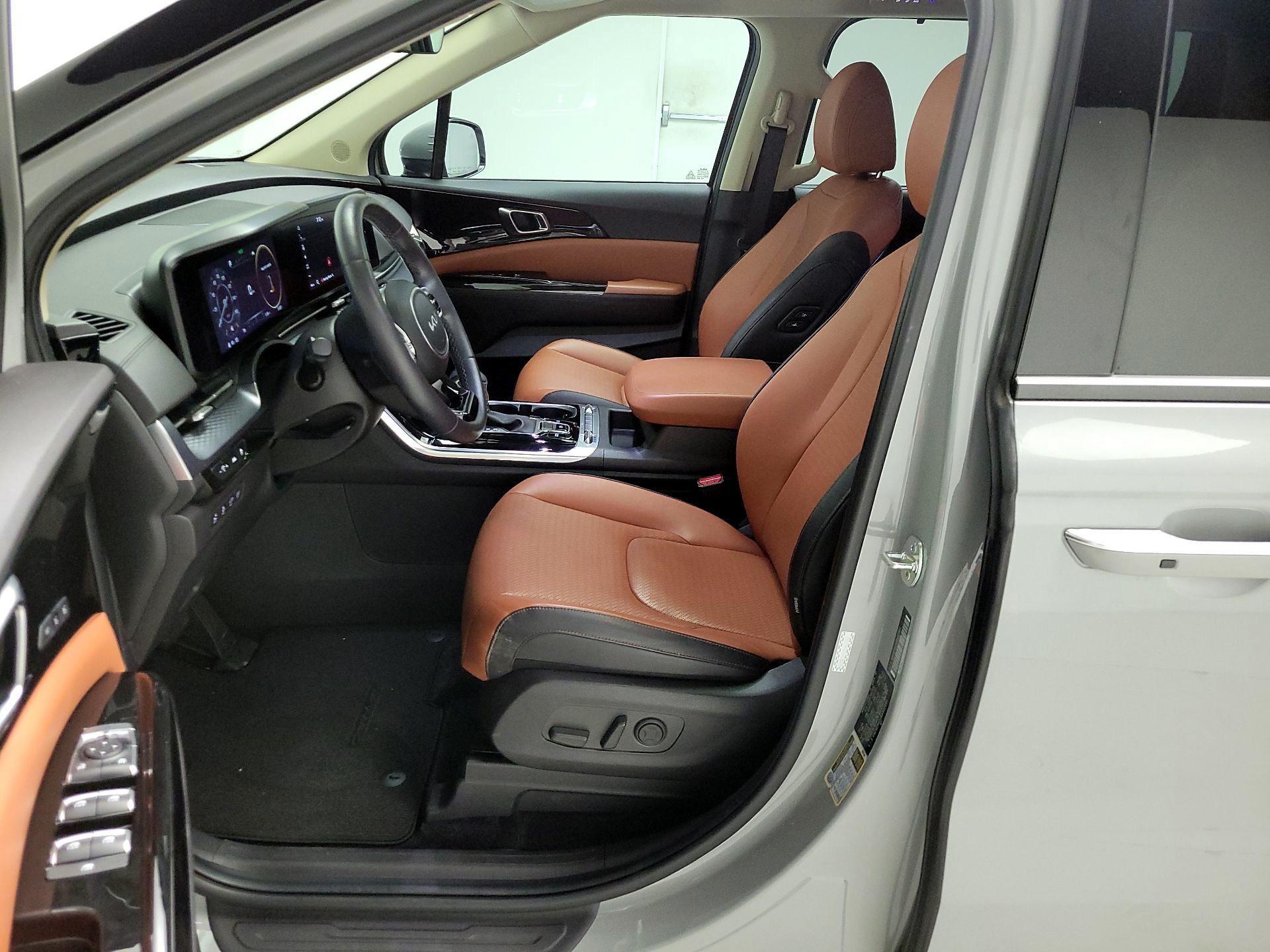 Thumbnail: 2024 Kia Carnival - 11