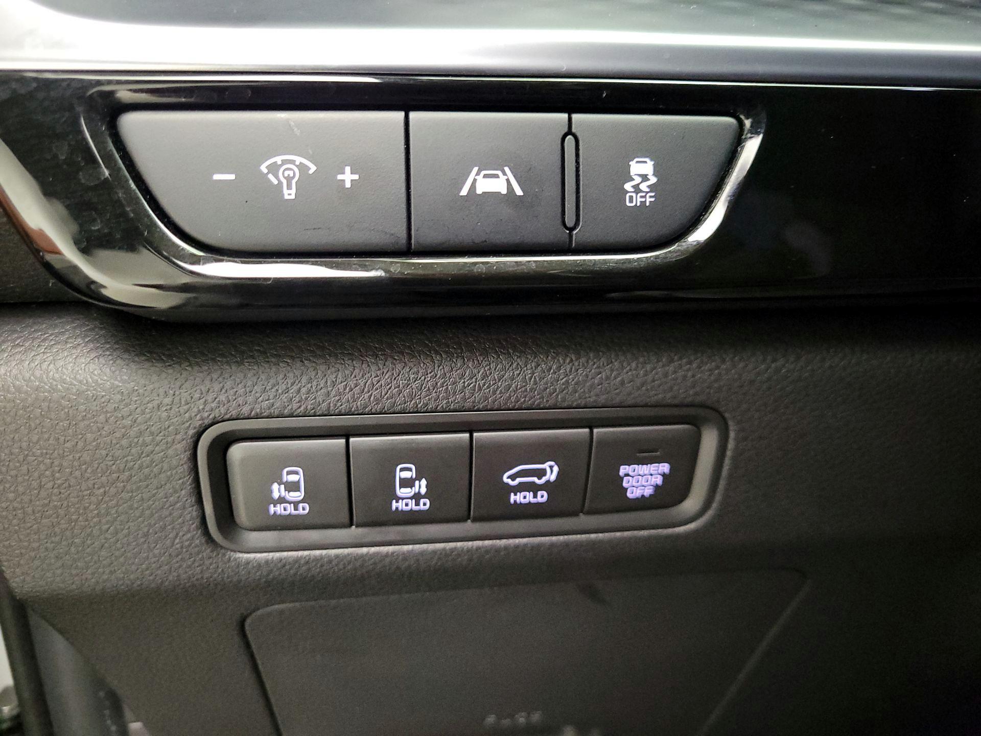 Thumbnail: 2024 Kia Carnival - 13
