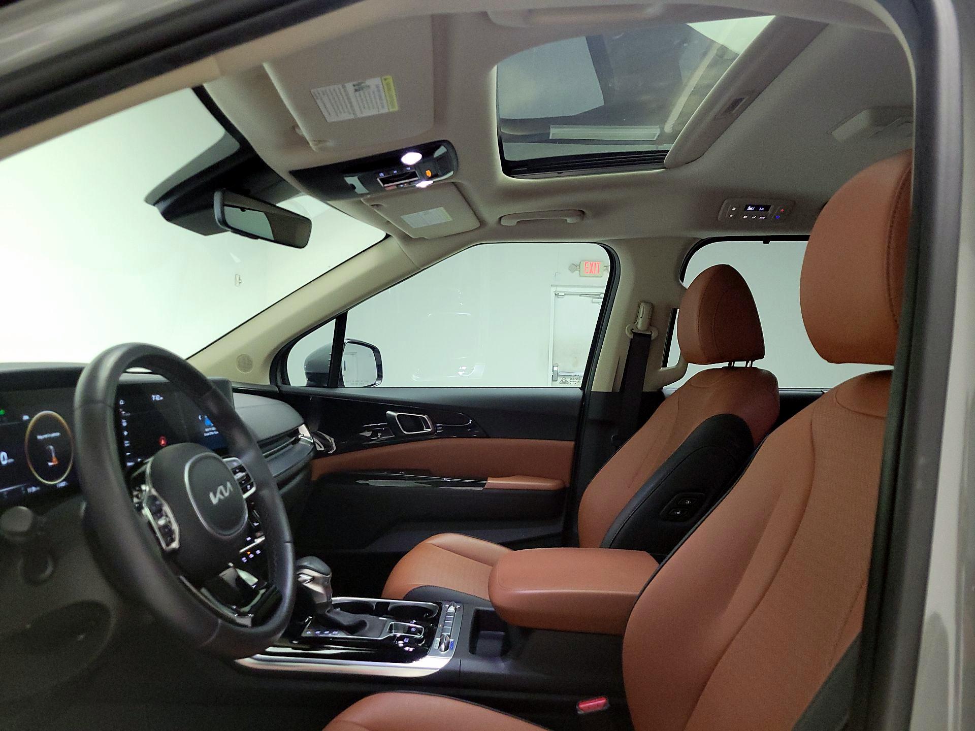 Thumbnail: 2024 Kia Carnival - 20