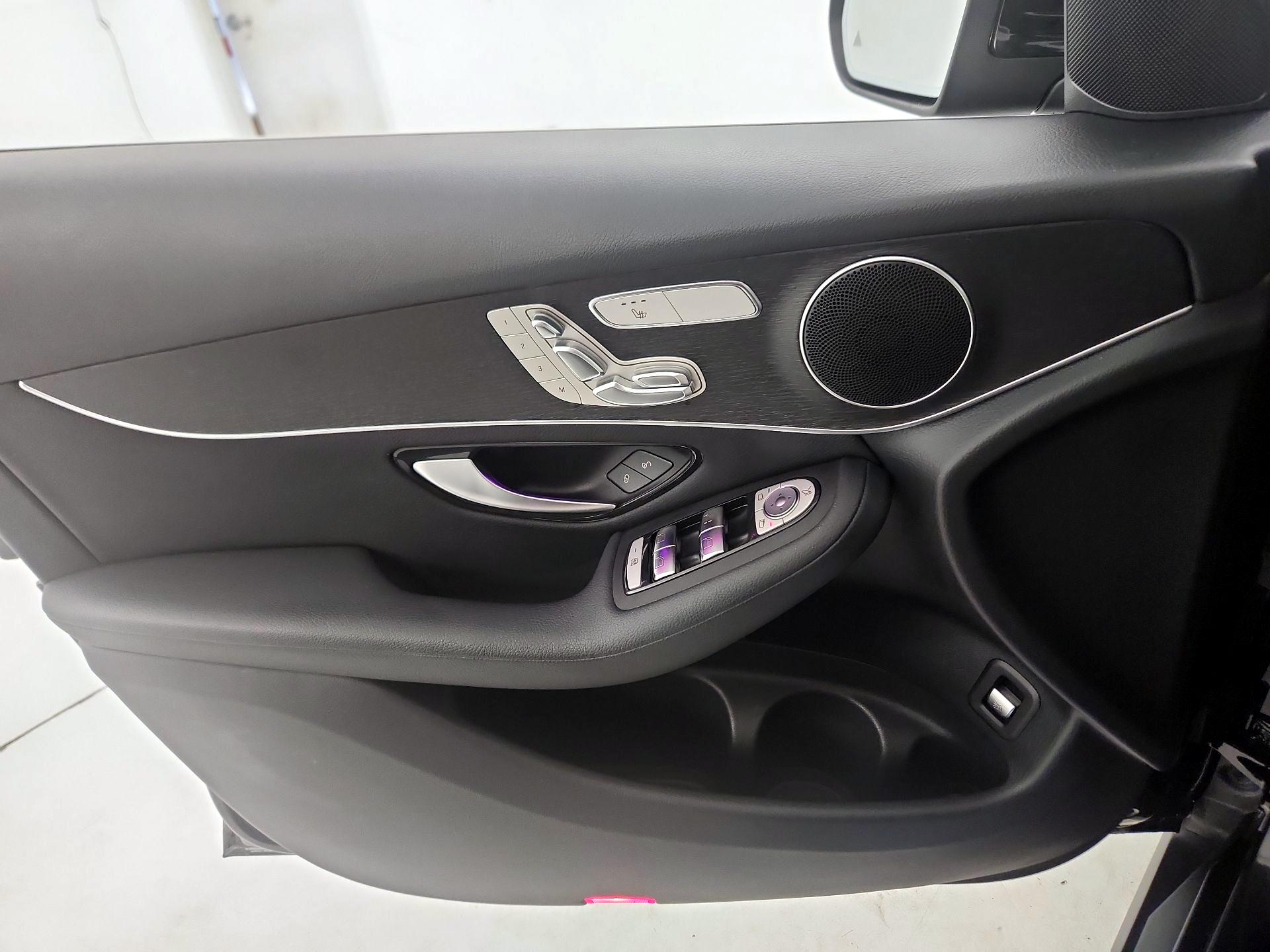 Thumbnail: 2021 Mercedes-Benz GLC - 12