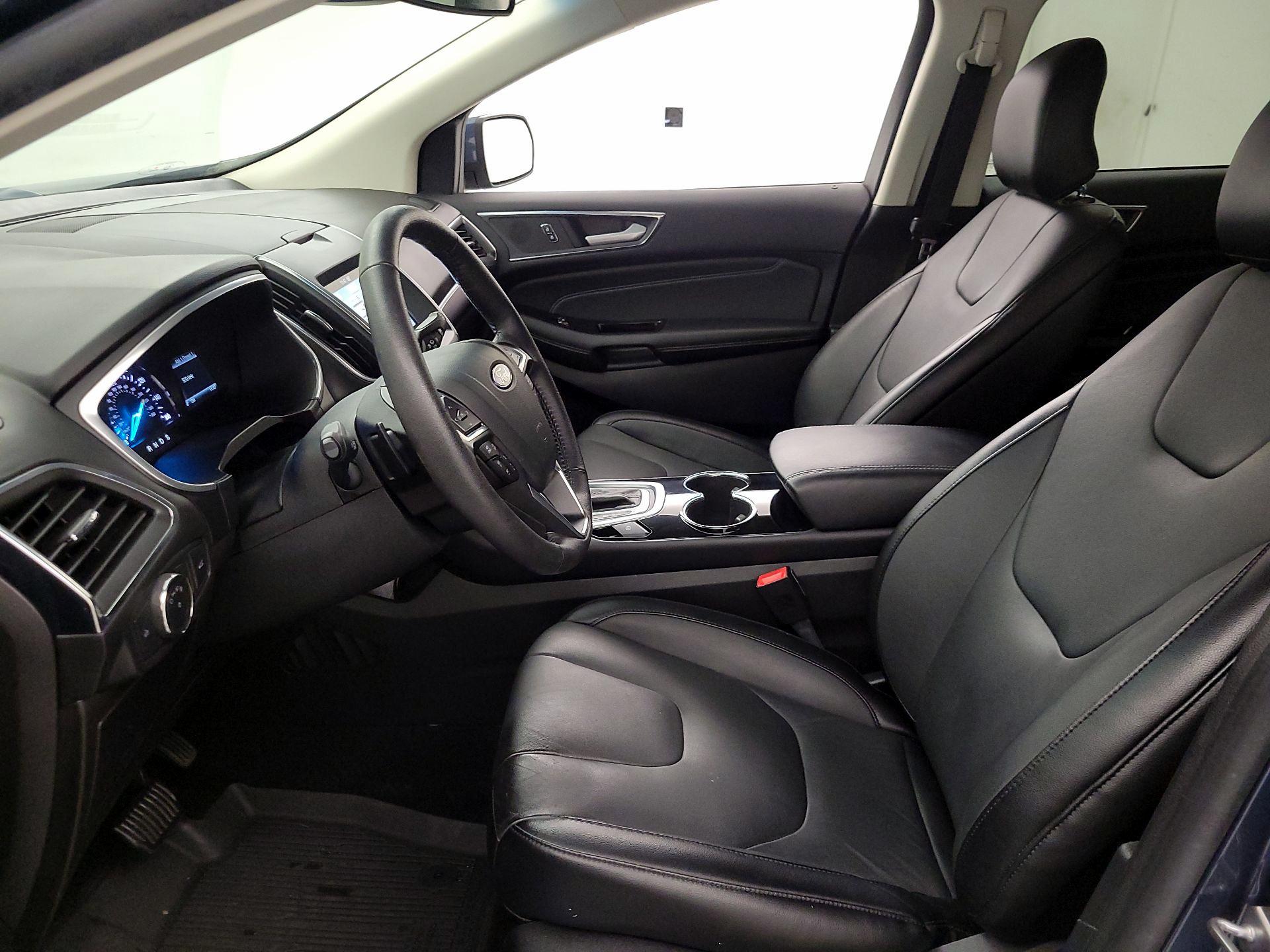 Thumbnail: 2018 Ford Edge - 11