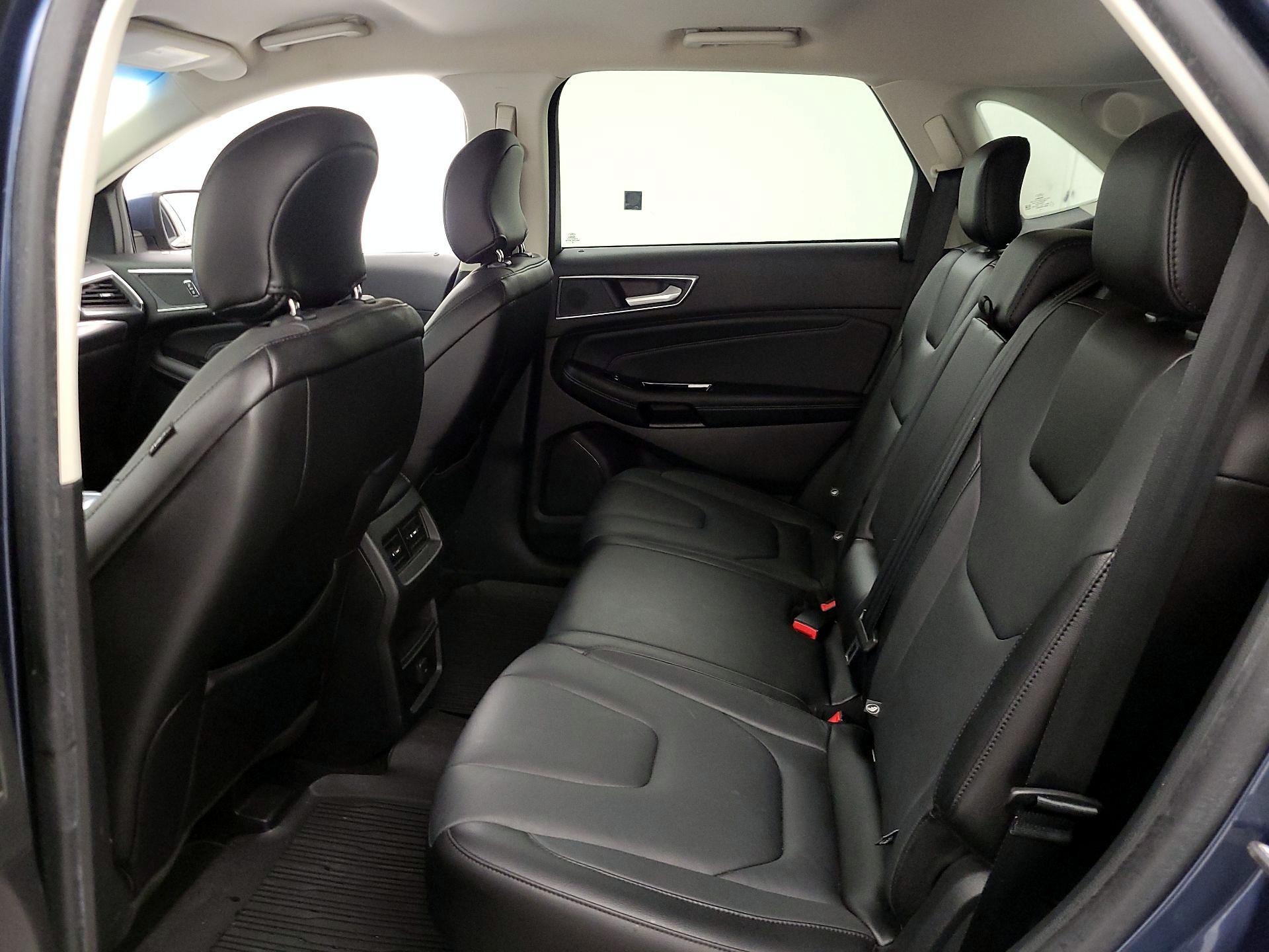 Thumbnail: 2018 Ford Edge - 19