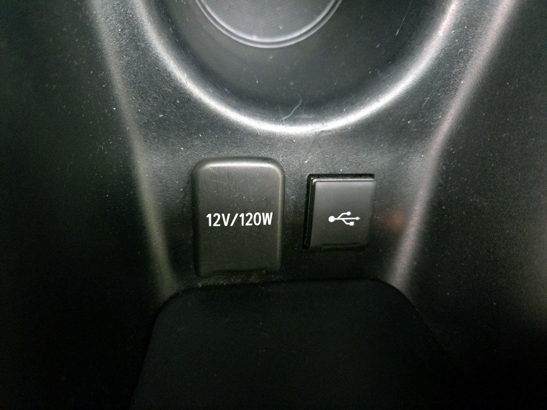 Thumbnail: 2021 Toyota Prius - 19