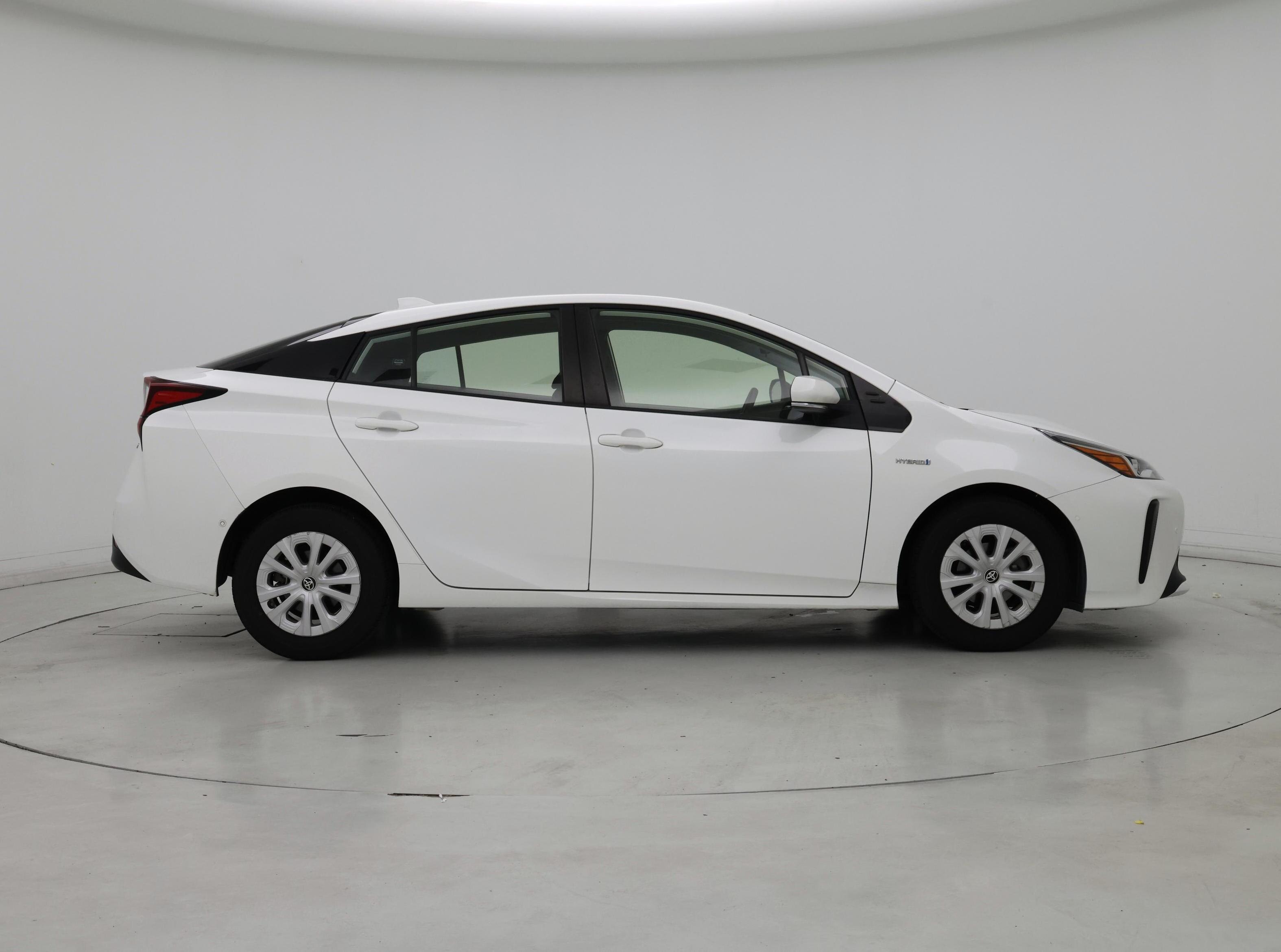 Thumbnail: 2021 Toyota Prius - 7