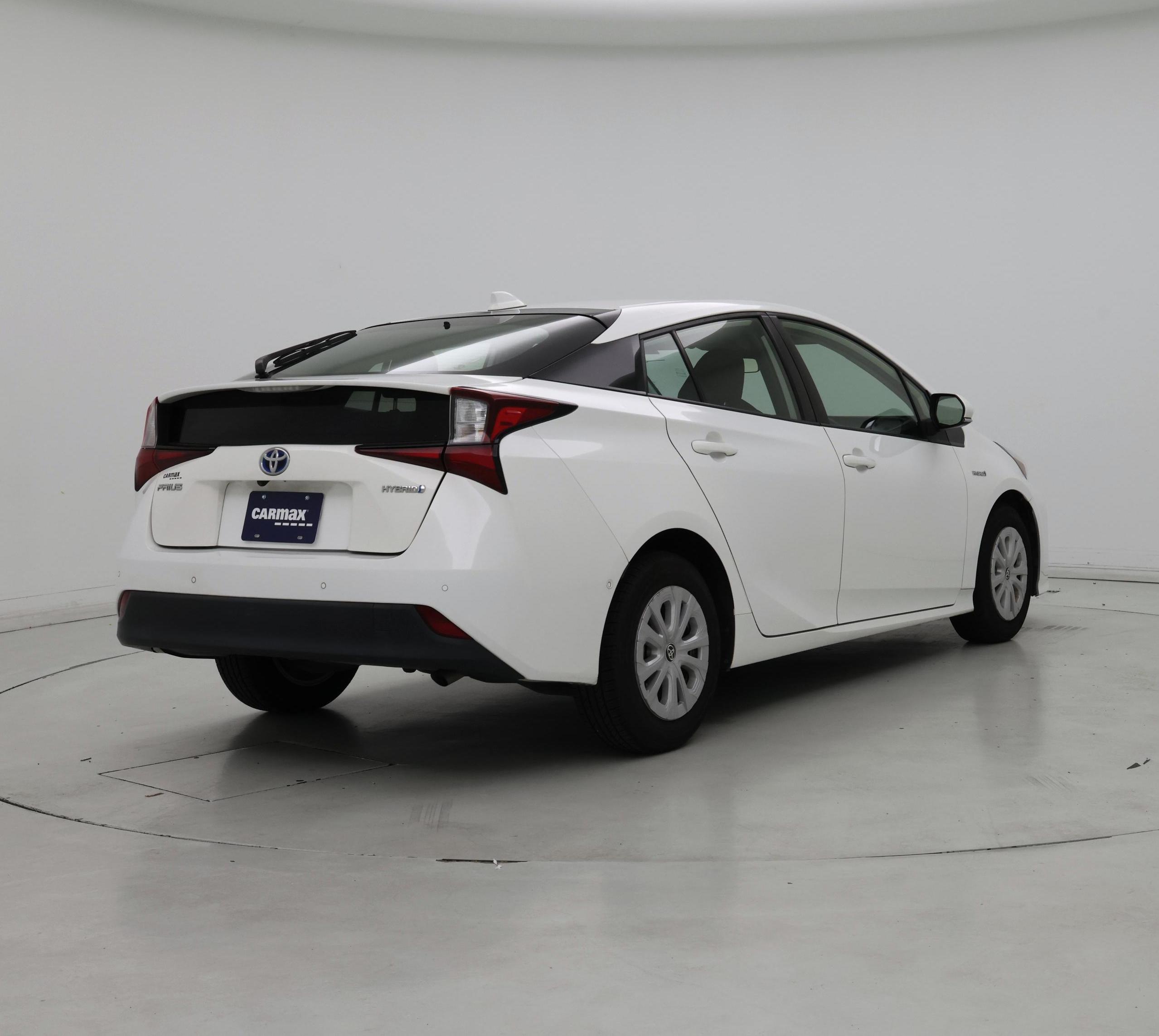 Thumbnail: 2021 Toyota Prius - 8