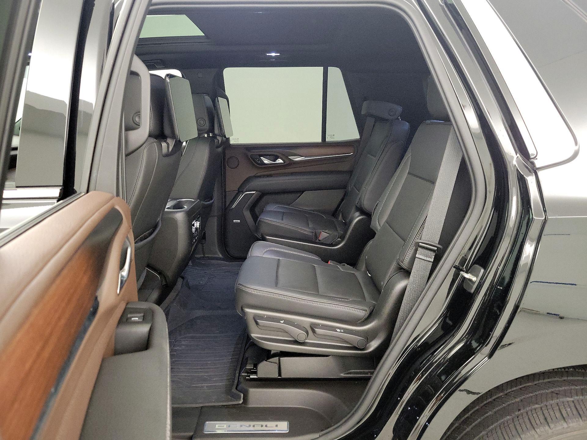 Thumbnail: 2021 GMC Yukon - 20