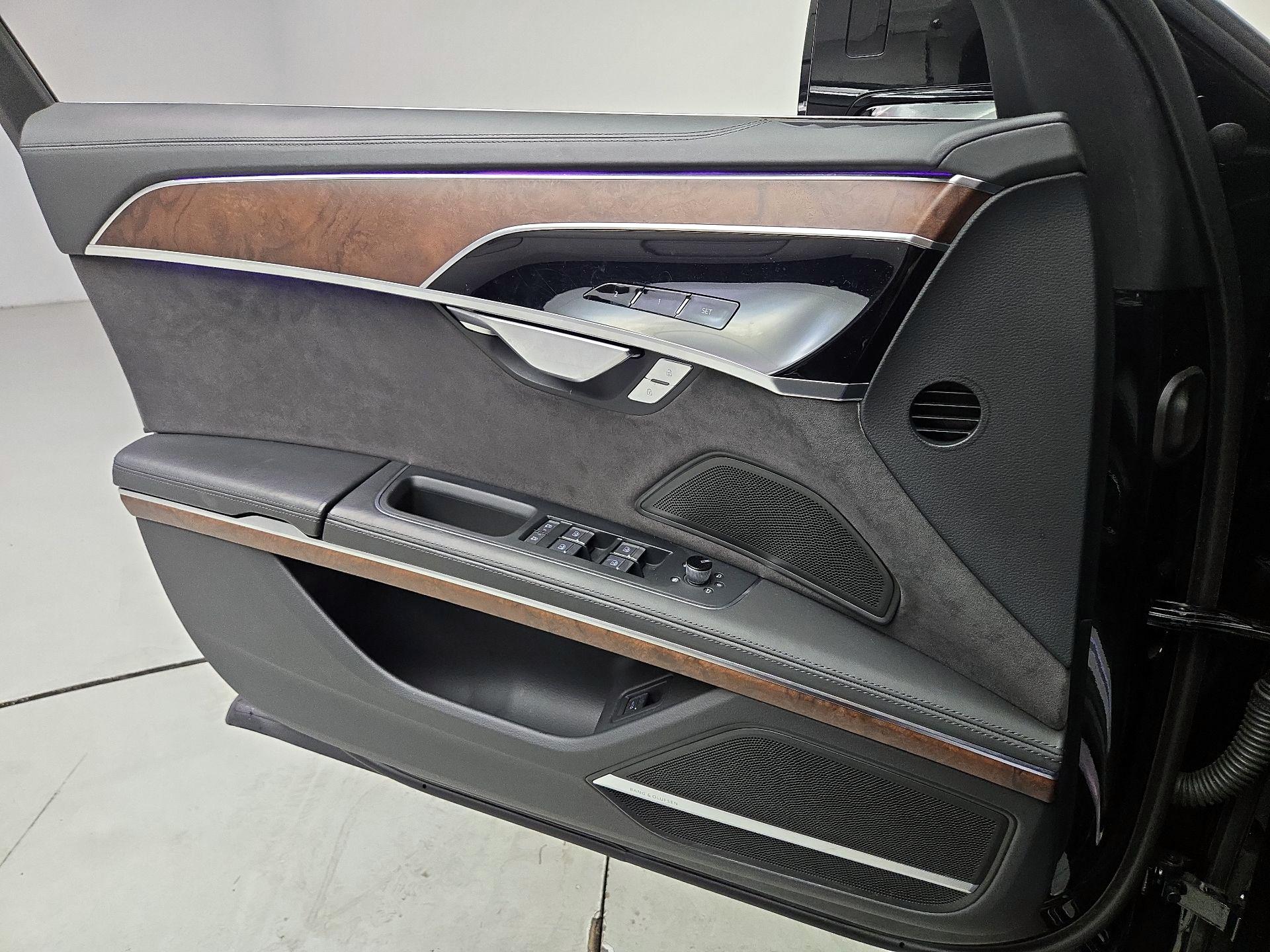 Thumbnail: 2019 Audi A8 - 12
