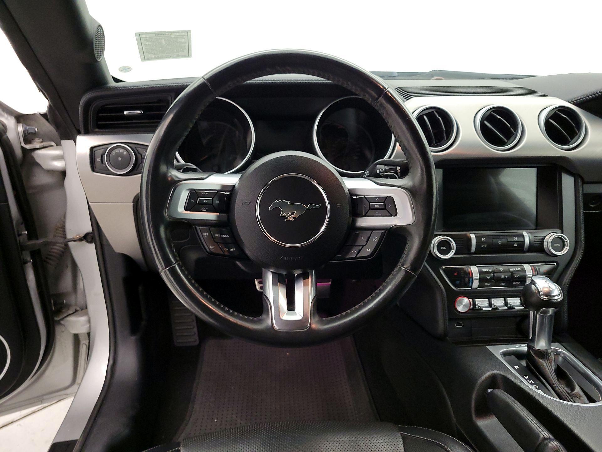 Thumbnail: 2019 Ford Mustang - 10