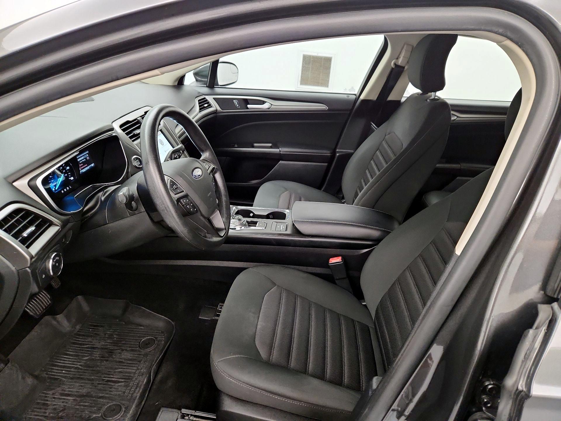 Thumbnail: 2018 Ford Fusion - 11