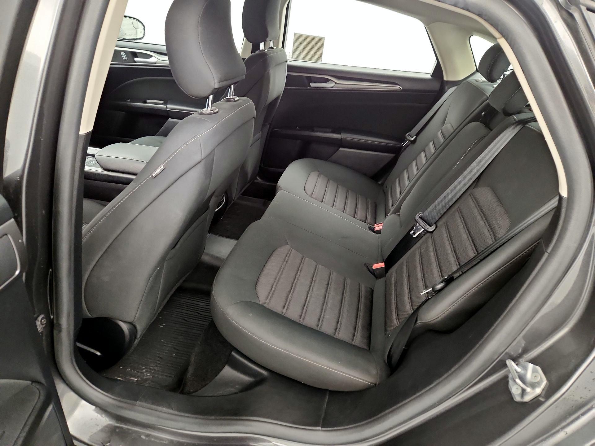 Thumbnail: 2018 Ford Fusion - 18