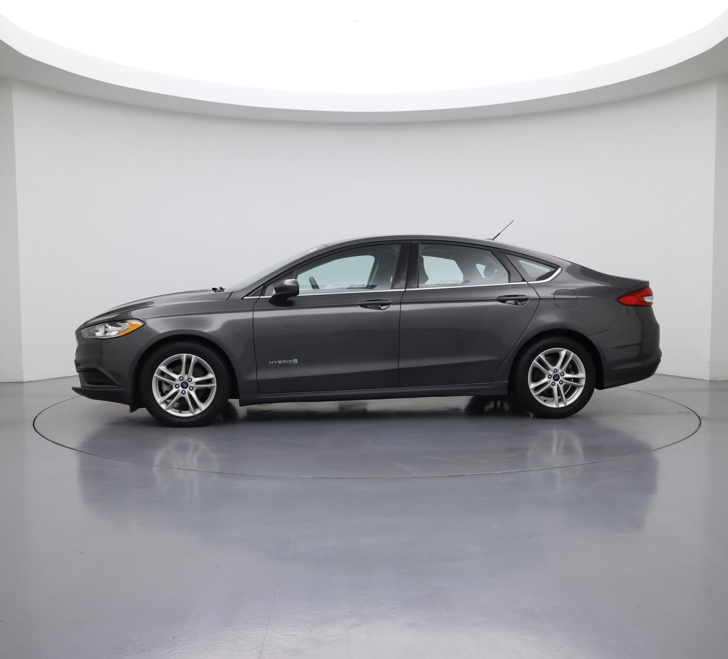Thumbnail: 2018 Ford Fusion - 3