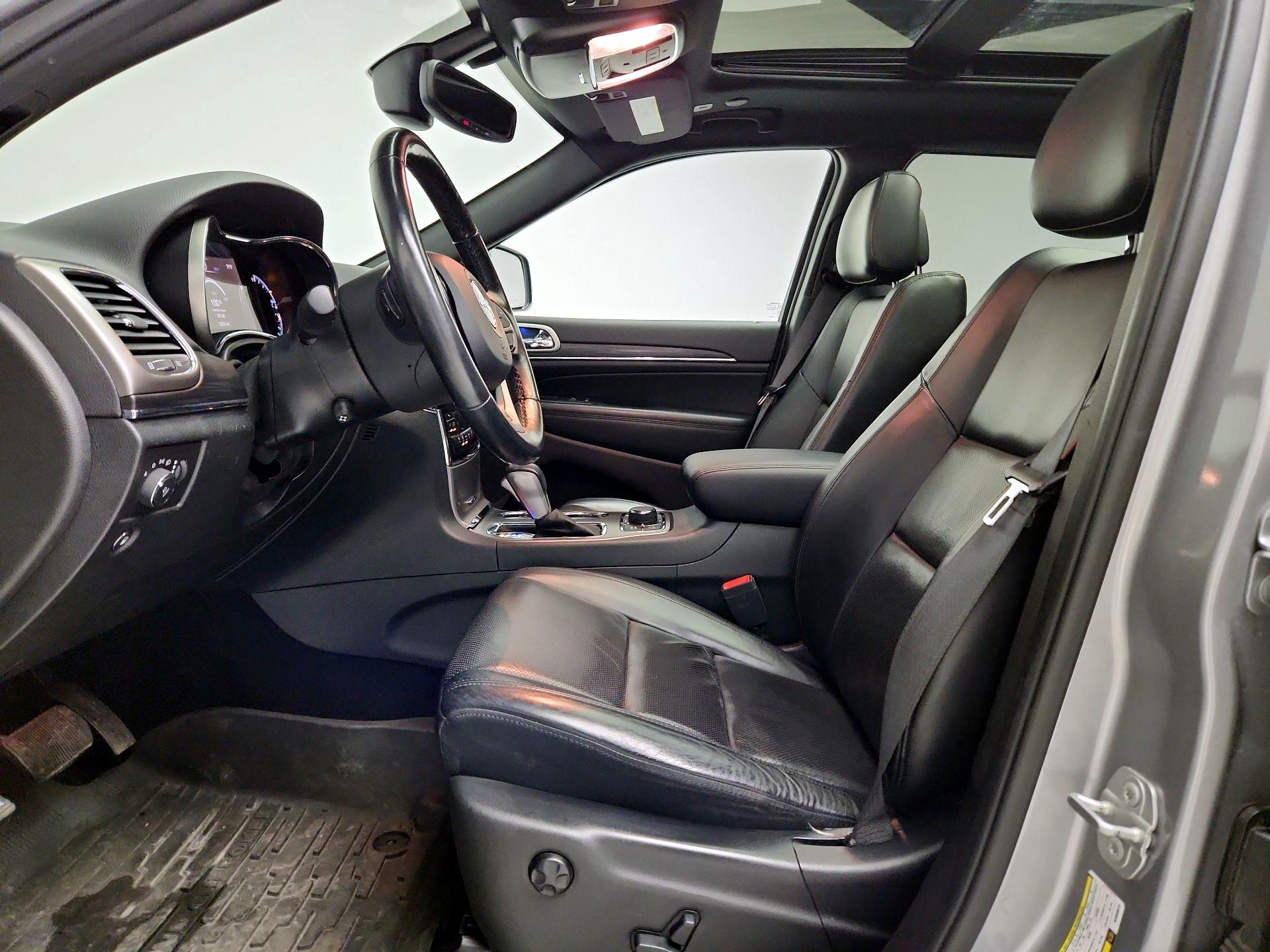 Thumbnail: 2019 Jeep Grand Cherokee - 11