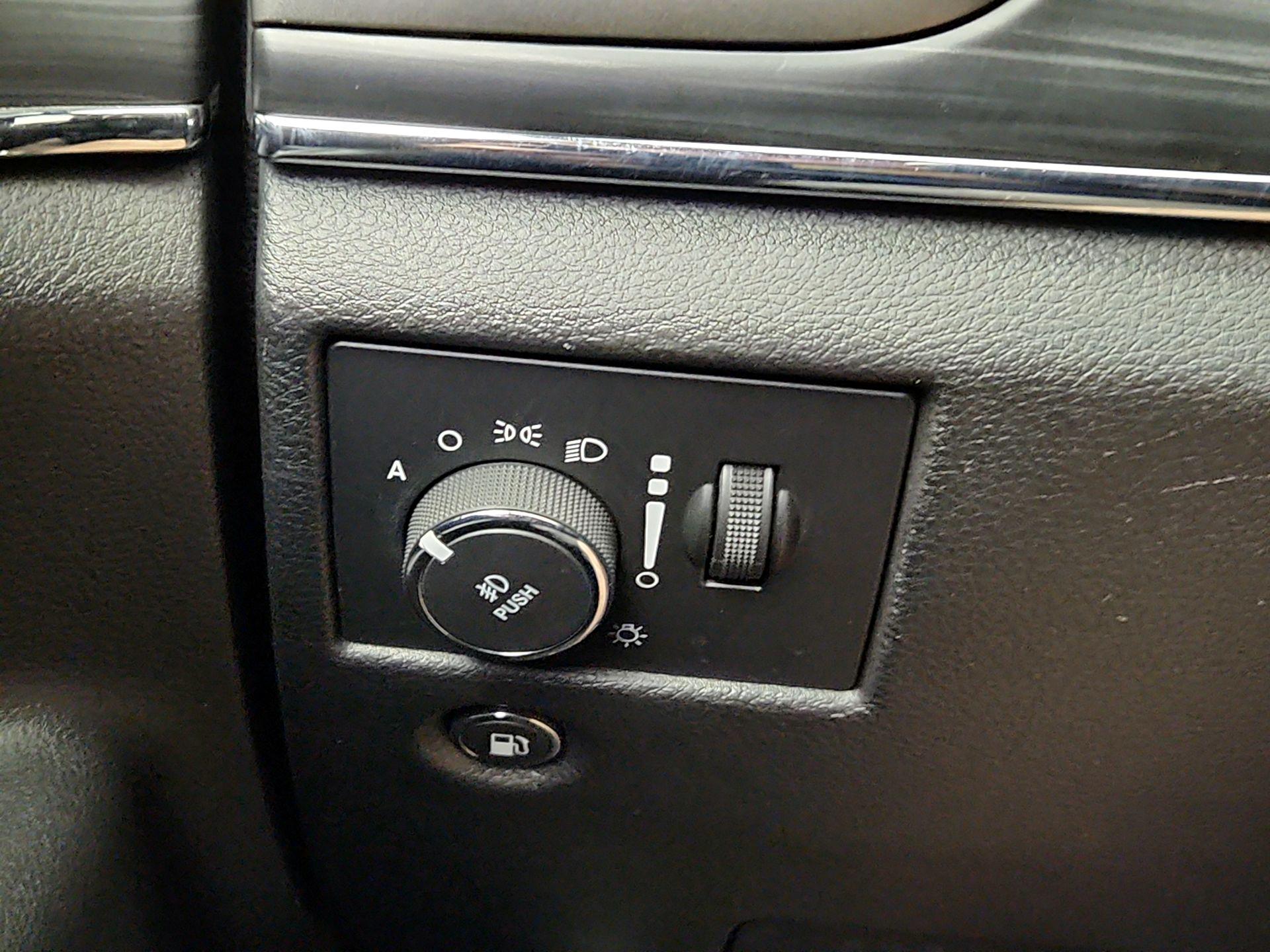 Thumbnail: 2019 Jeep Grand Cherokee - 13