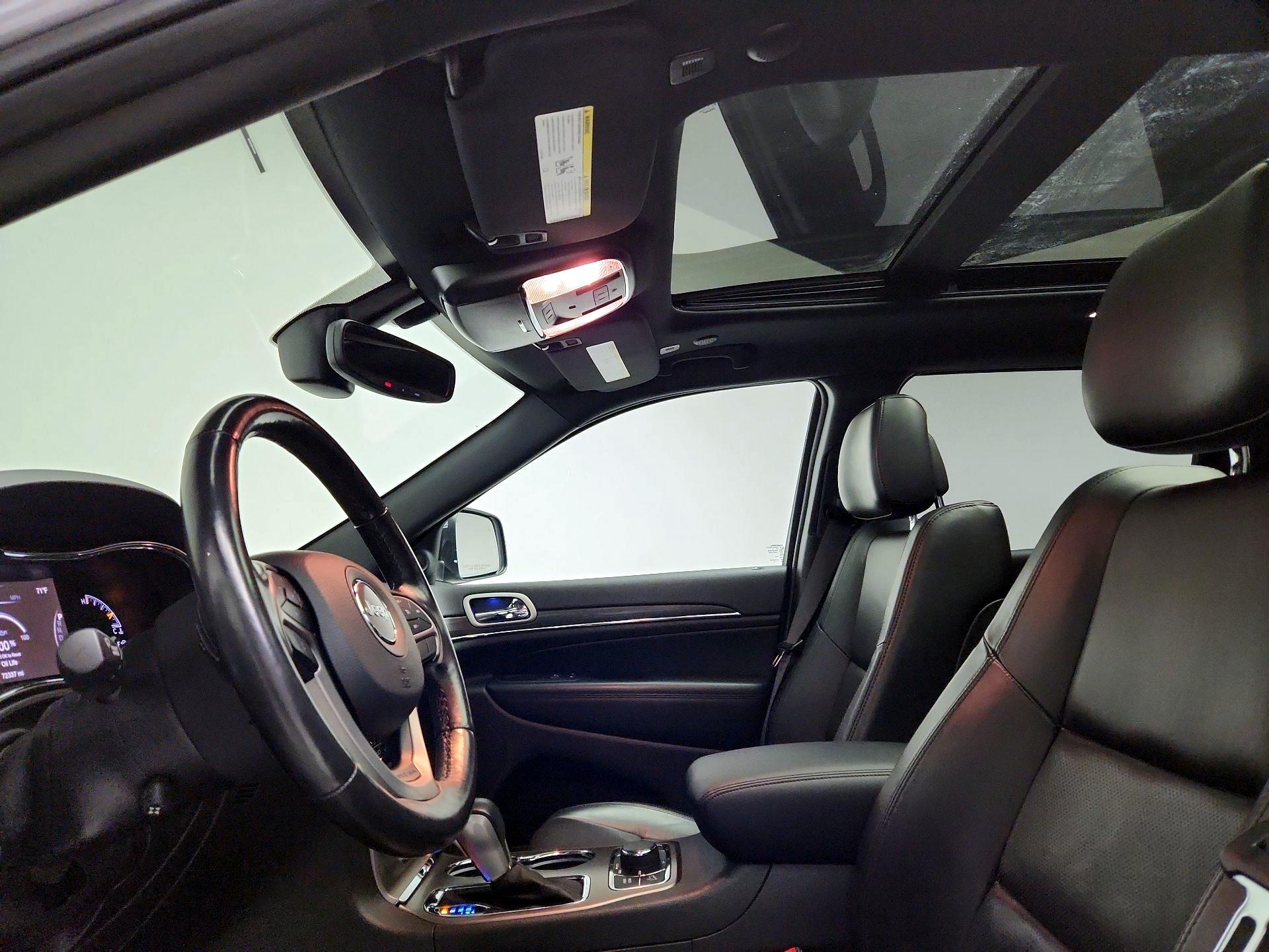 Thumbnail: 2019 Jeep Grand Cherokee - 20