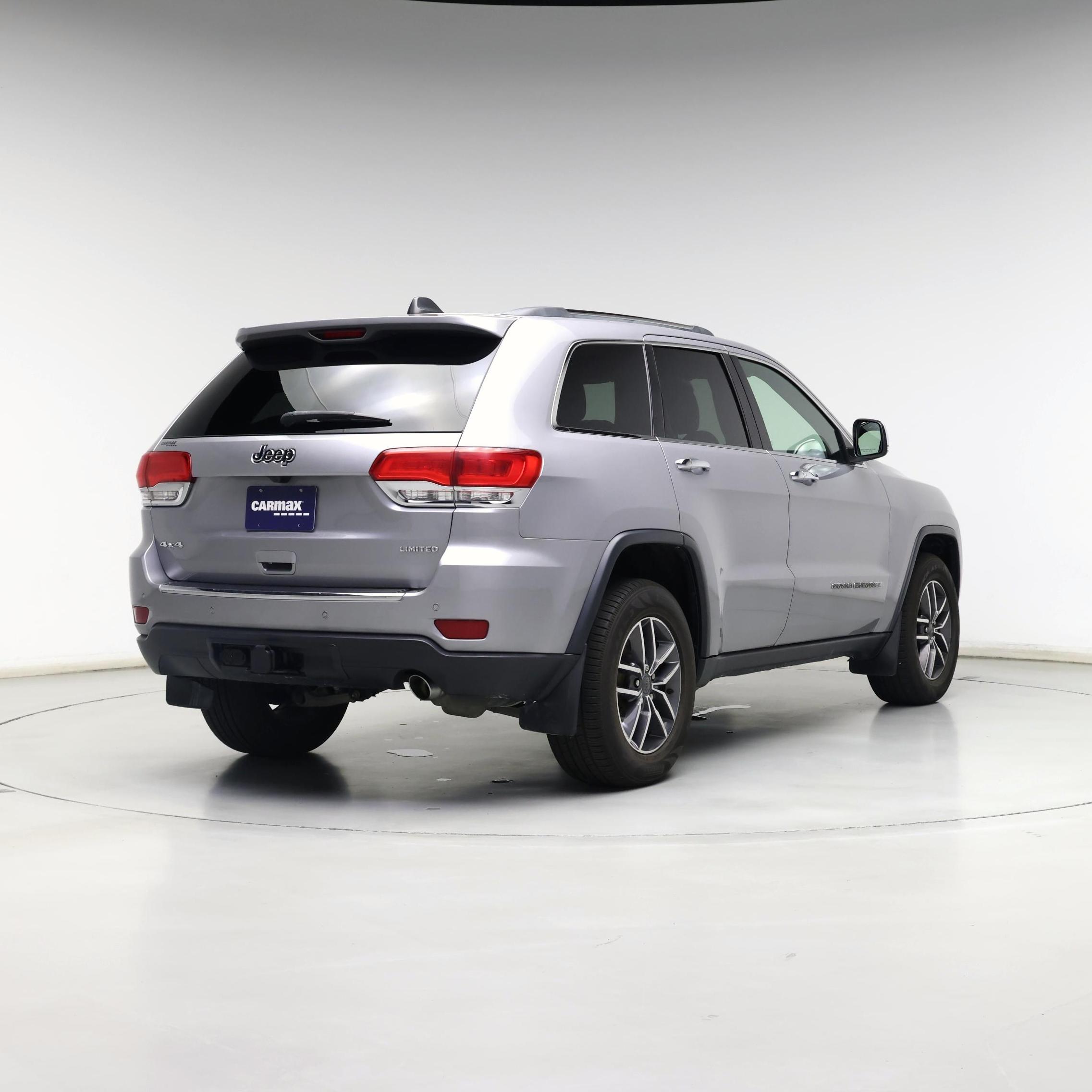 Thumbnail: 2019 Jeep Grand Cherokee - 8