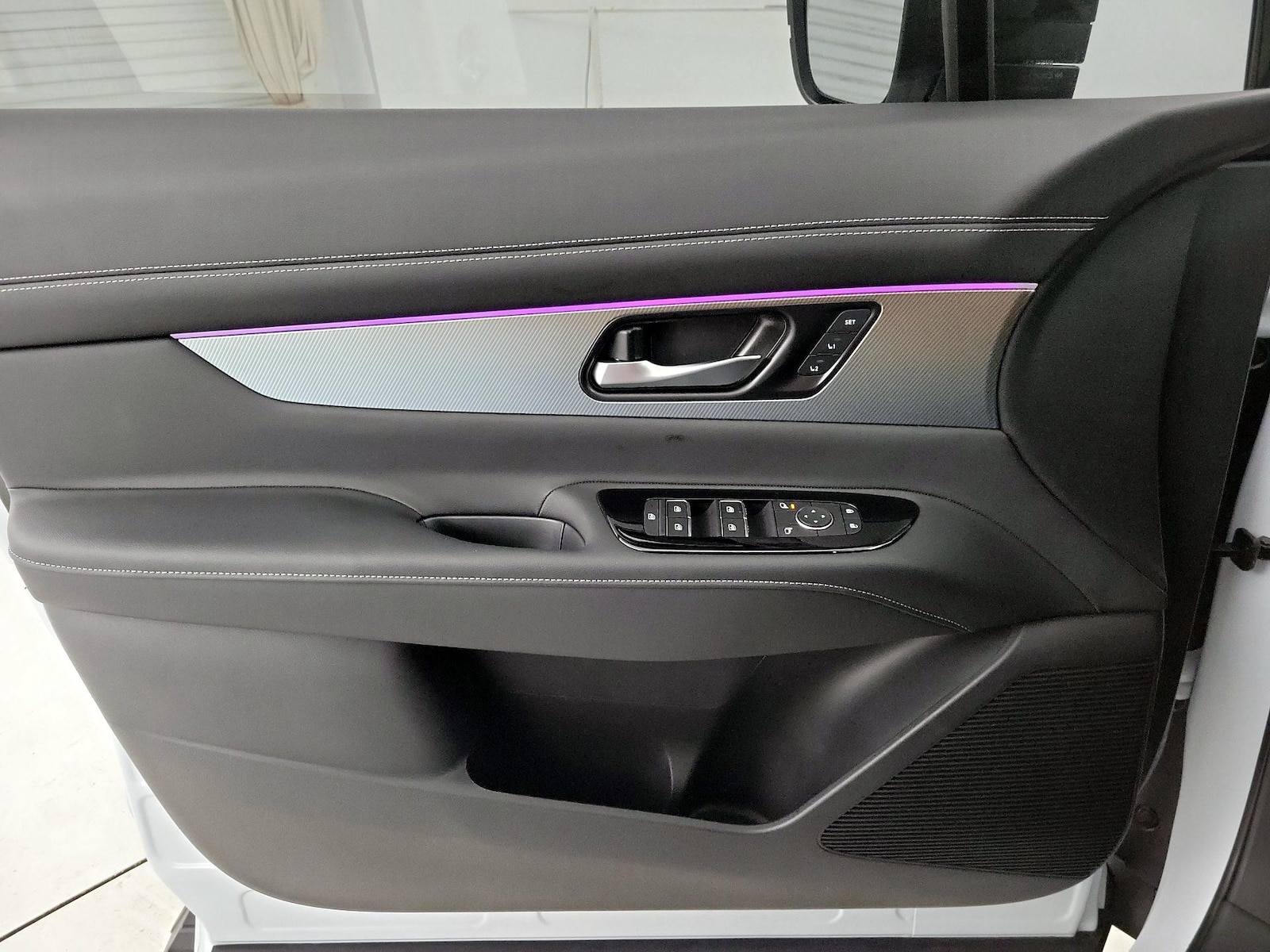 2025 Nissan Murano SL - Photo 13