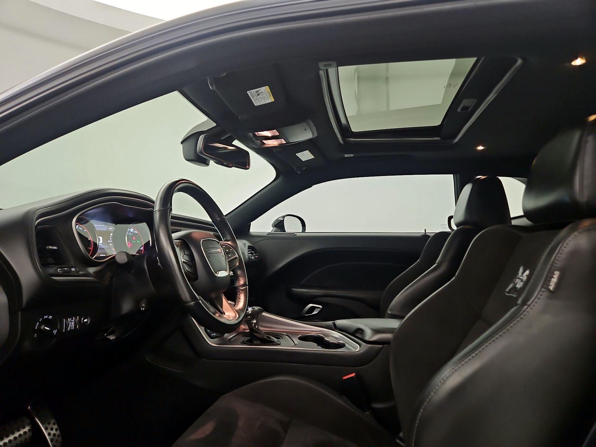 Thumbnail: 2020 Dodge Challenger - 17